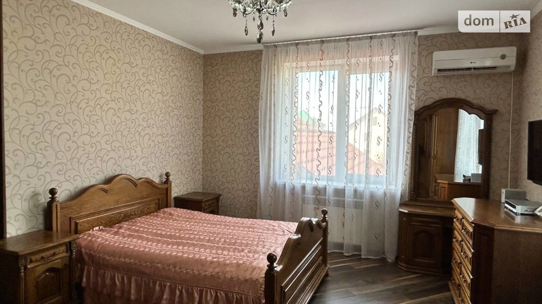 Продается дом на 2 этажа 282 кв. м с камином, цена: 330000 $ - фото 5