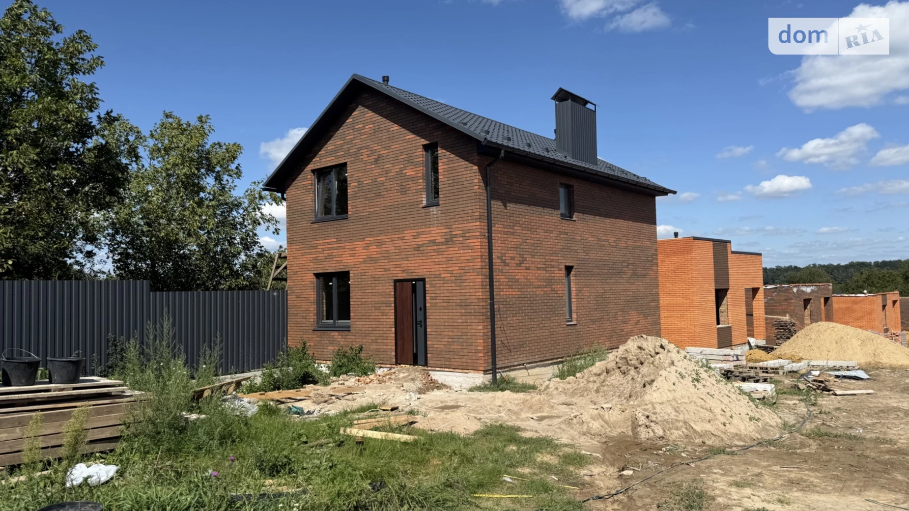 Продается дом на 2 этажа 105 кв. м с беседкой, цена: 88000 $ - фото 2