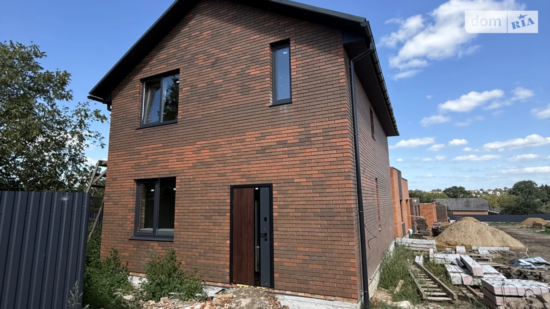 Продается дом на 2 этажа 105 кв. м с верандой, цена: 88000 $ - фото 2