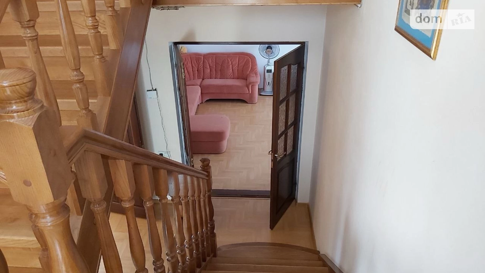 Продается дом на 2 этажа 265 кв. м с гаражом, цена: 168000 $ - фото 2