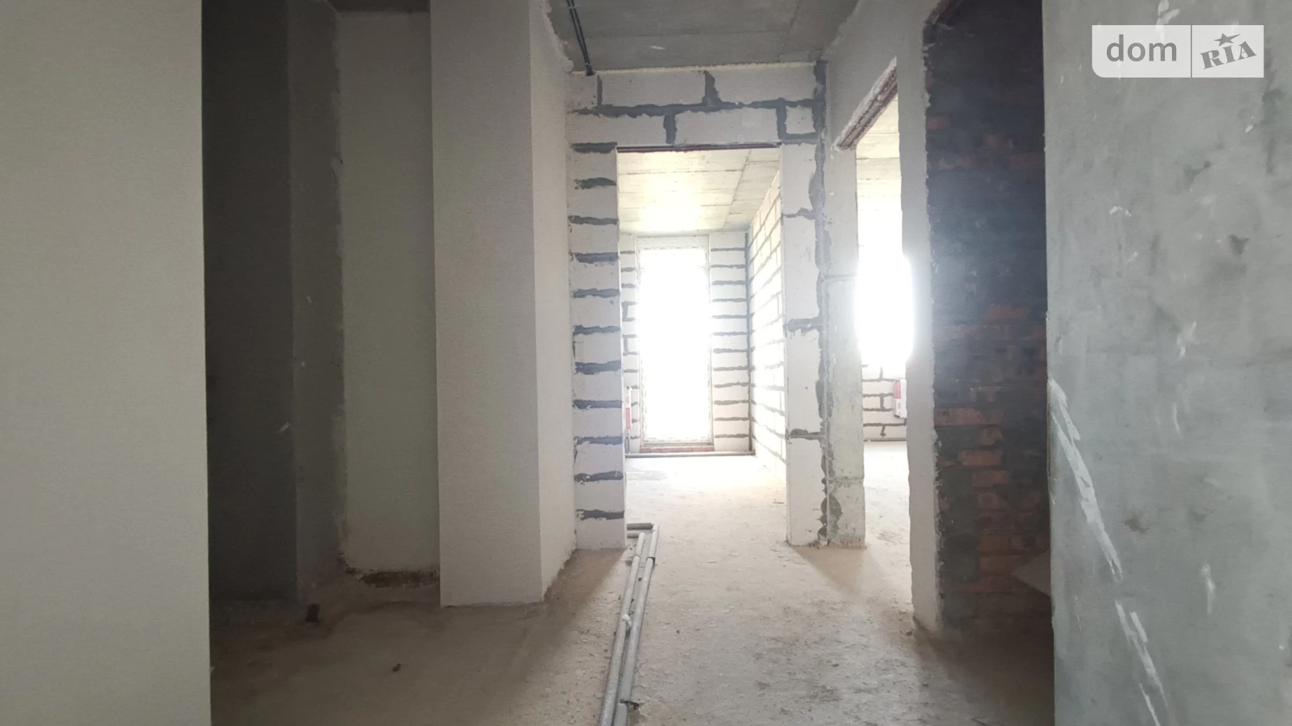 Продается 1-комнатная квартира 43 кв. м в Зарванцах, ул. Рыбацкая, 1 - фото 2
