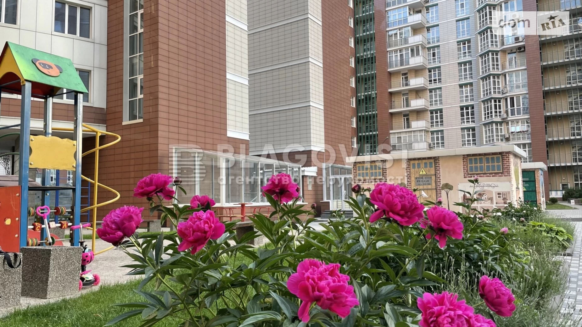 Продается 4-комнатная квартира 102 кв. м в Киеве, ул. Академика Филатова, 2/1 - фото 2