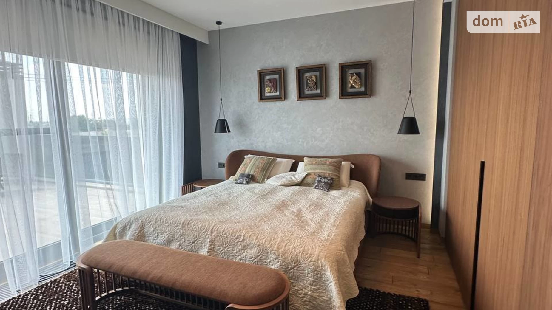 Продается дом на 2 этажа 270 кв. м с бассейном, цена: 850000 $ - фото 4