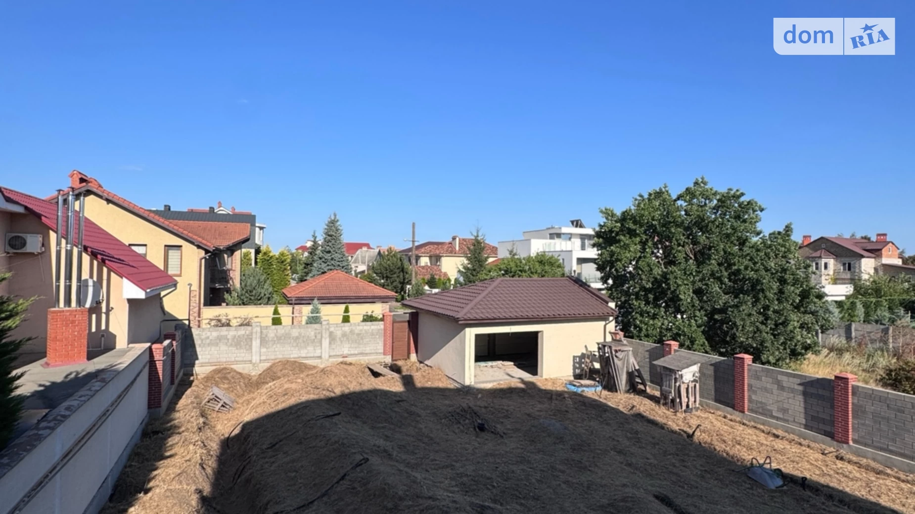 Продается дом на 2 этажа 286 кв. м с камином, цена: 425000 € - фото 4