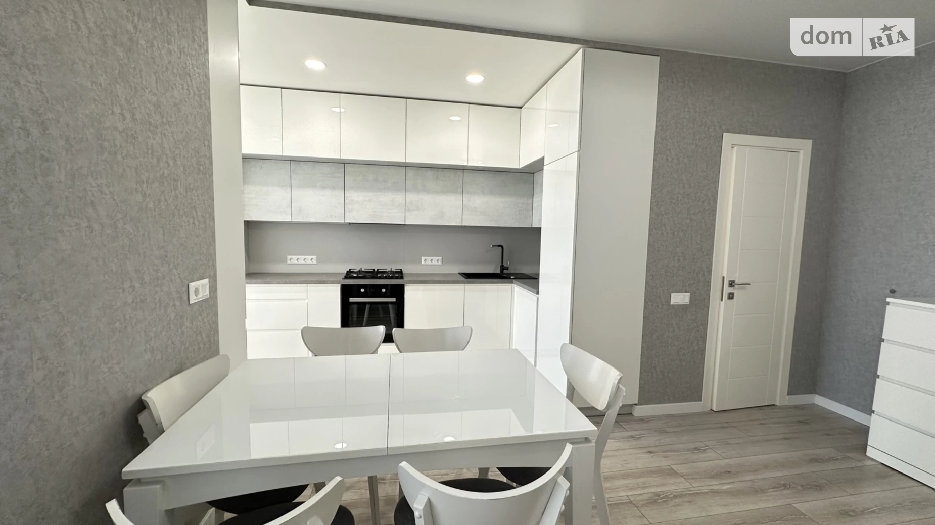 Продается 3-комнатная квартира 73.5 кв. м в Ирпене, ул. Украинская, 83Б корпус 7 - фото 4