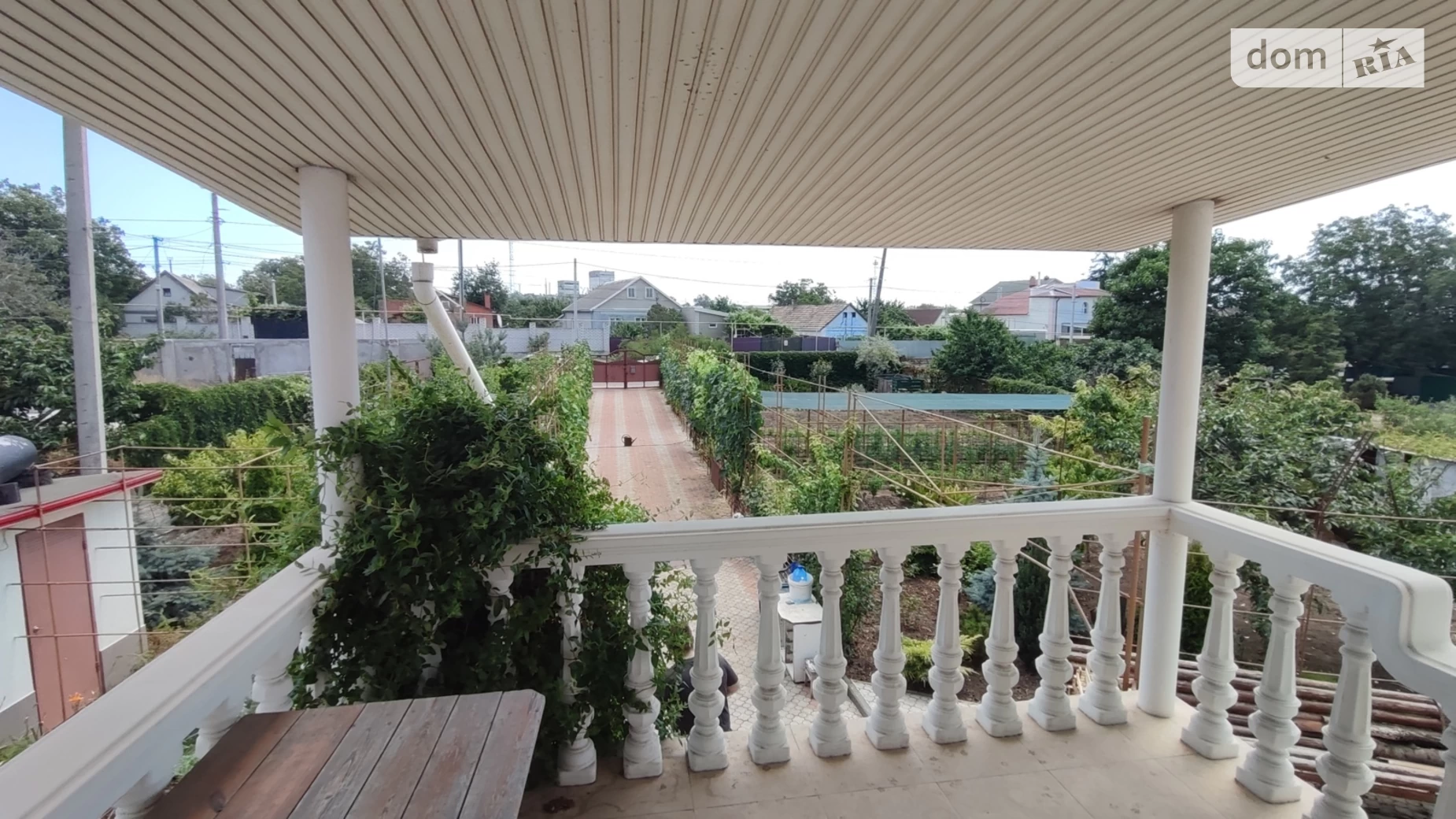 Продается дом на 2 этажа 373 кв. м с беседкой, цена: 220000 $ - фото 2