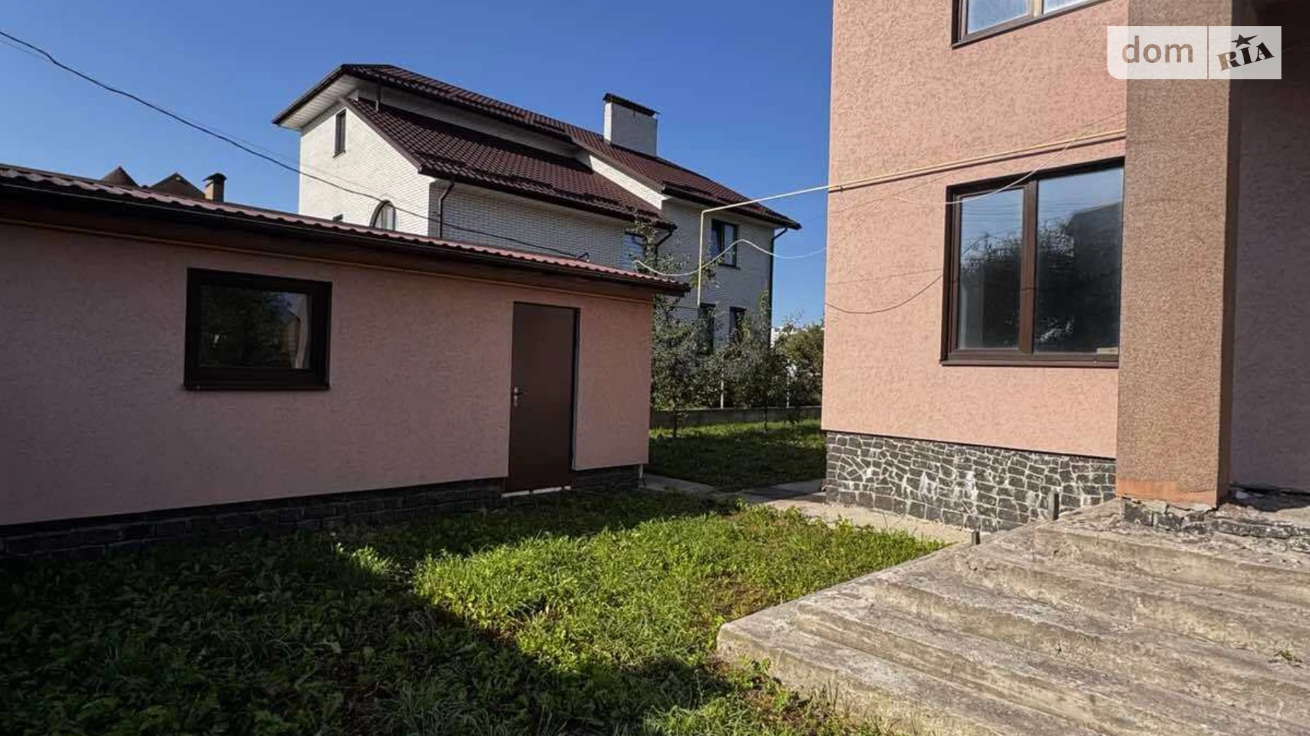 Продается дом на 2 этажа 210 кв. м с баней/сауной, цена: 165000 $ - фото 2