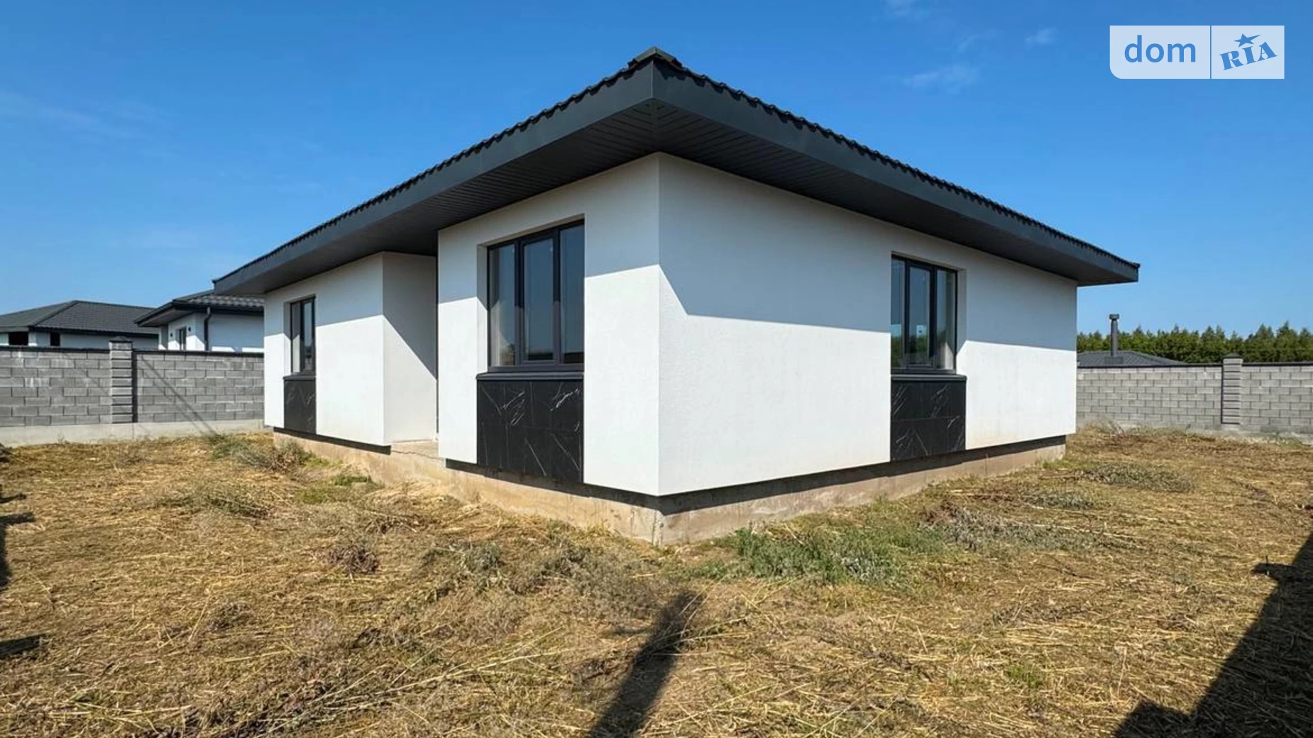 Продается одноэтажный дом 98 кв. м с бассейном, цена: 76000 $ - фото 2