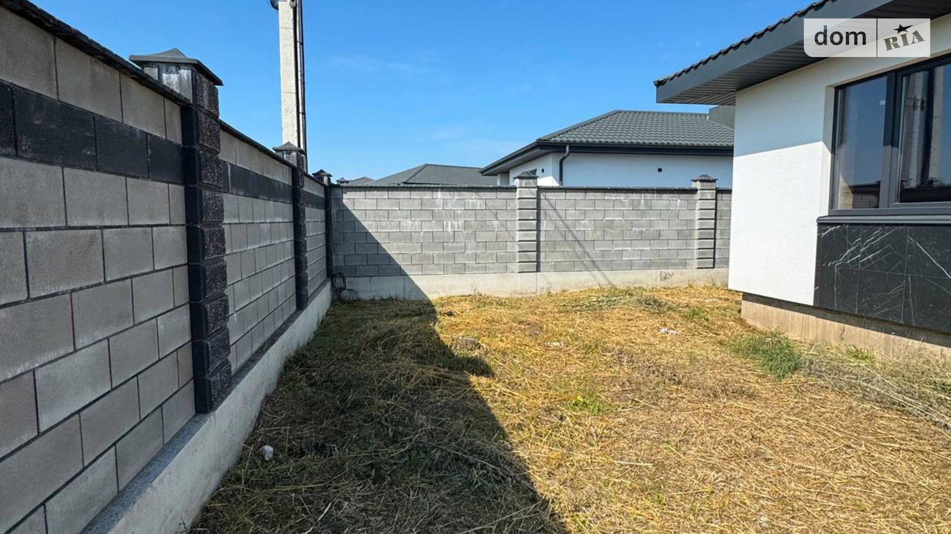 Продается одноэтажный дом 98 кв. м с бассейном, цена: 76000 $ - фото 3