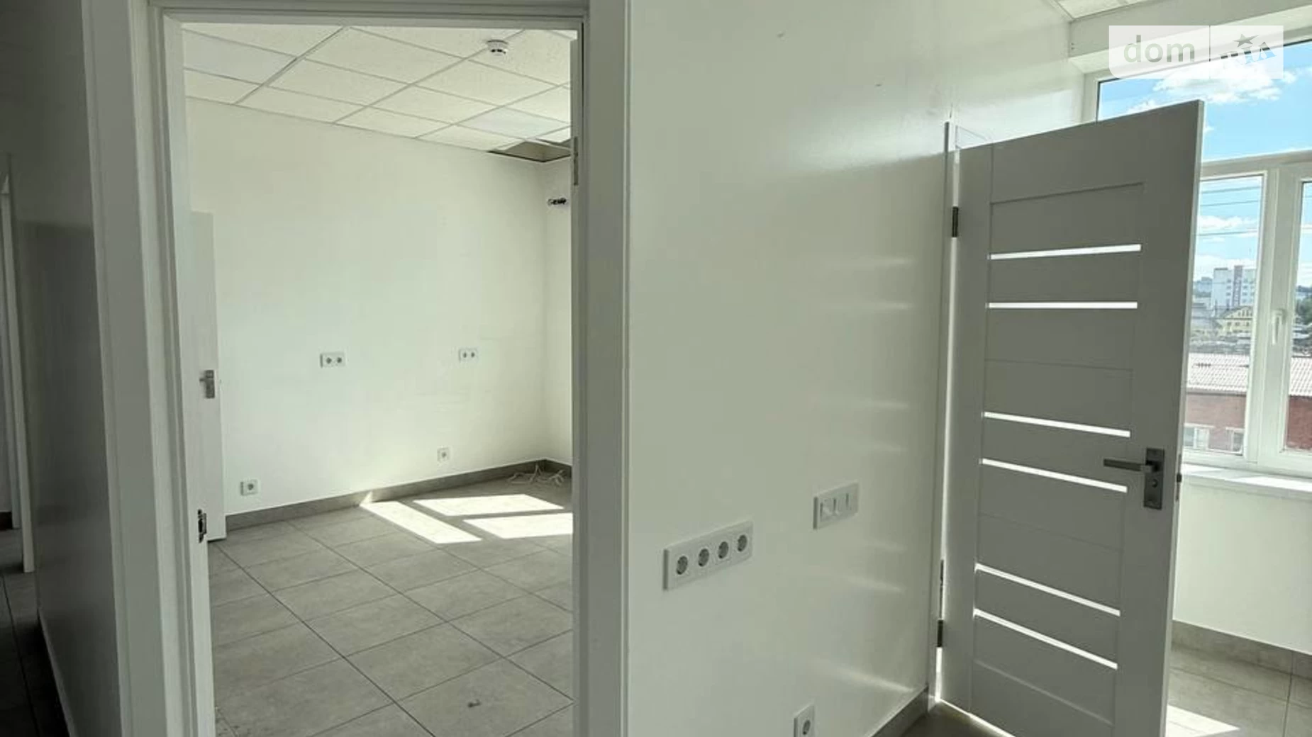 Продається офіс 84.4 кв. м в бізнес-центрі, цена: 65000 $ - фото 2