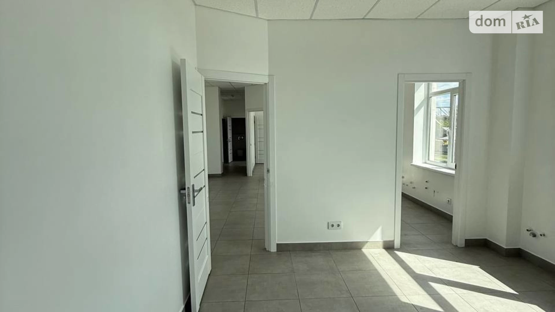 Продається офіс 84.4 кв. м в бізнес-центрі, цена: 65000 $ - фото 3