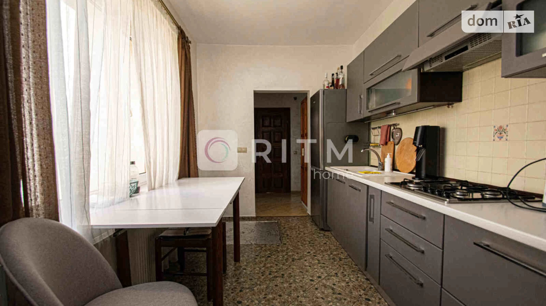 Продается дом на 2 этажа 190 кв. м с садом, цена: 125000 $ - фото 3