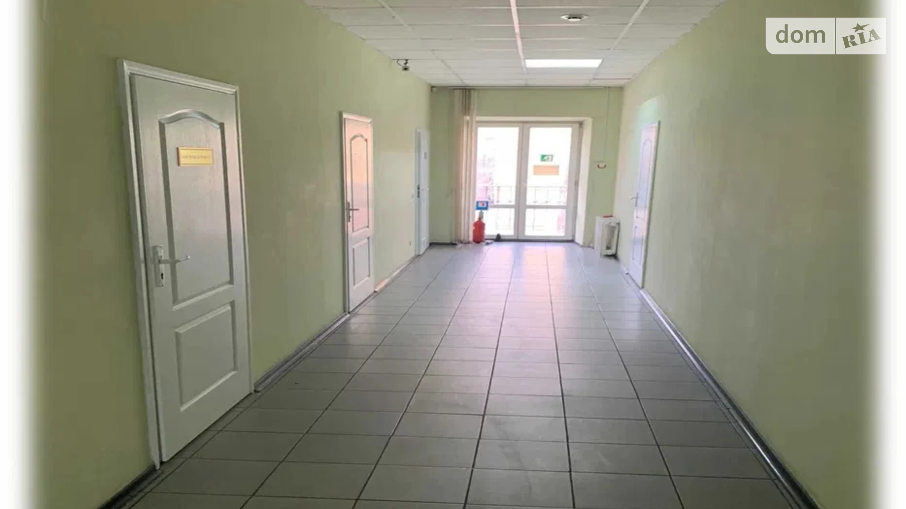 Продается помещения свободного назначения 1368.2 кв. м в 3-этажном здании, цена: 1900000 $ - фото 2