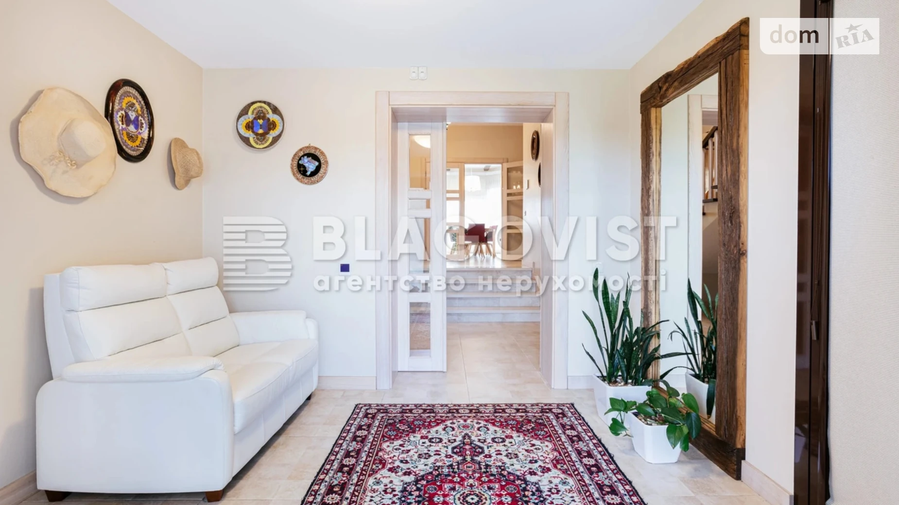 Продается дом на 2 этажа 315 кв. м с подвалом, цена: 500000 € - фото 3