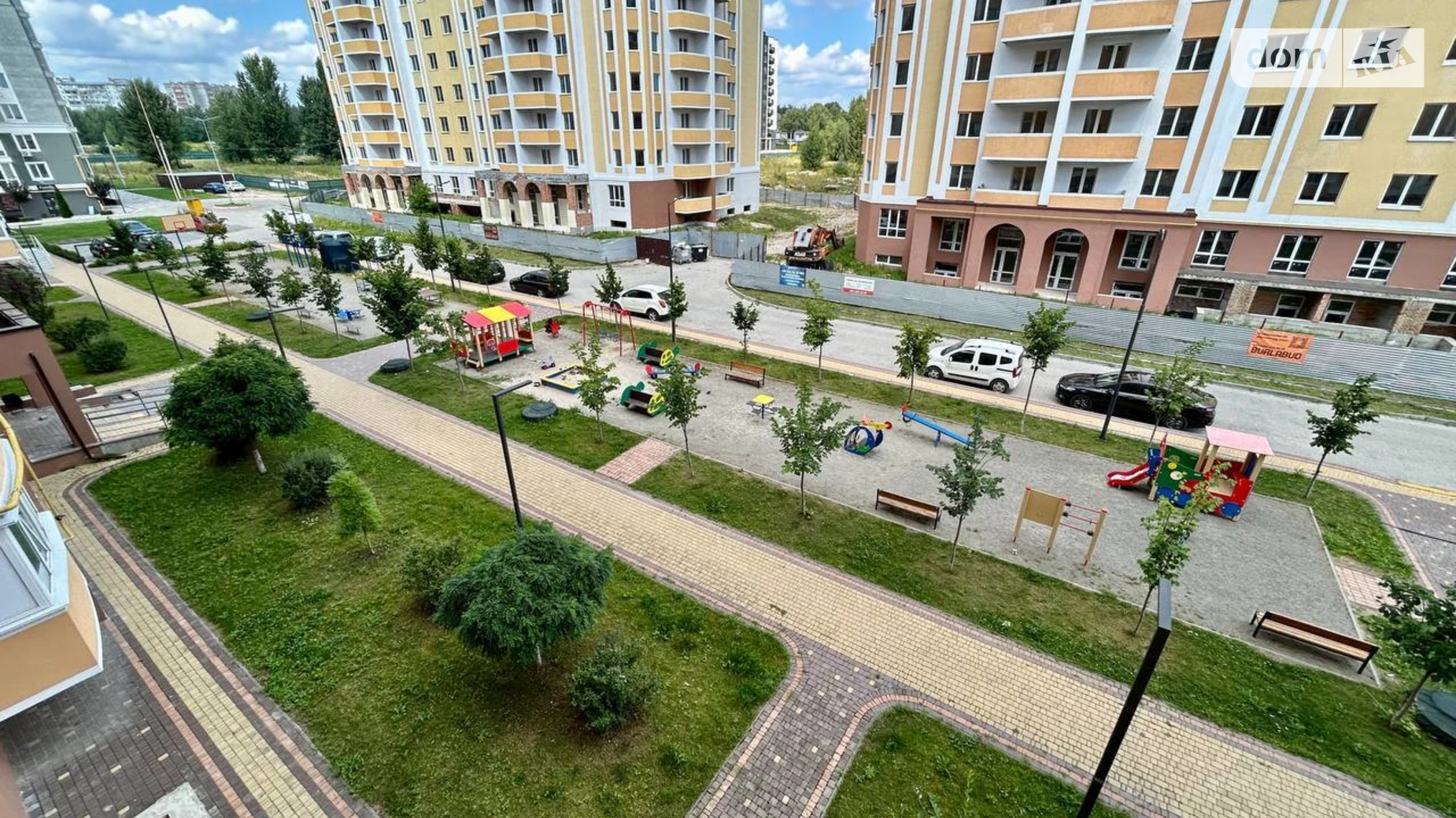 Продается 3-комнатная квартира 73.5 кв. м в Буче, ул. Ивана Кожедуба, 8Б - фото 2