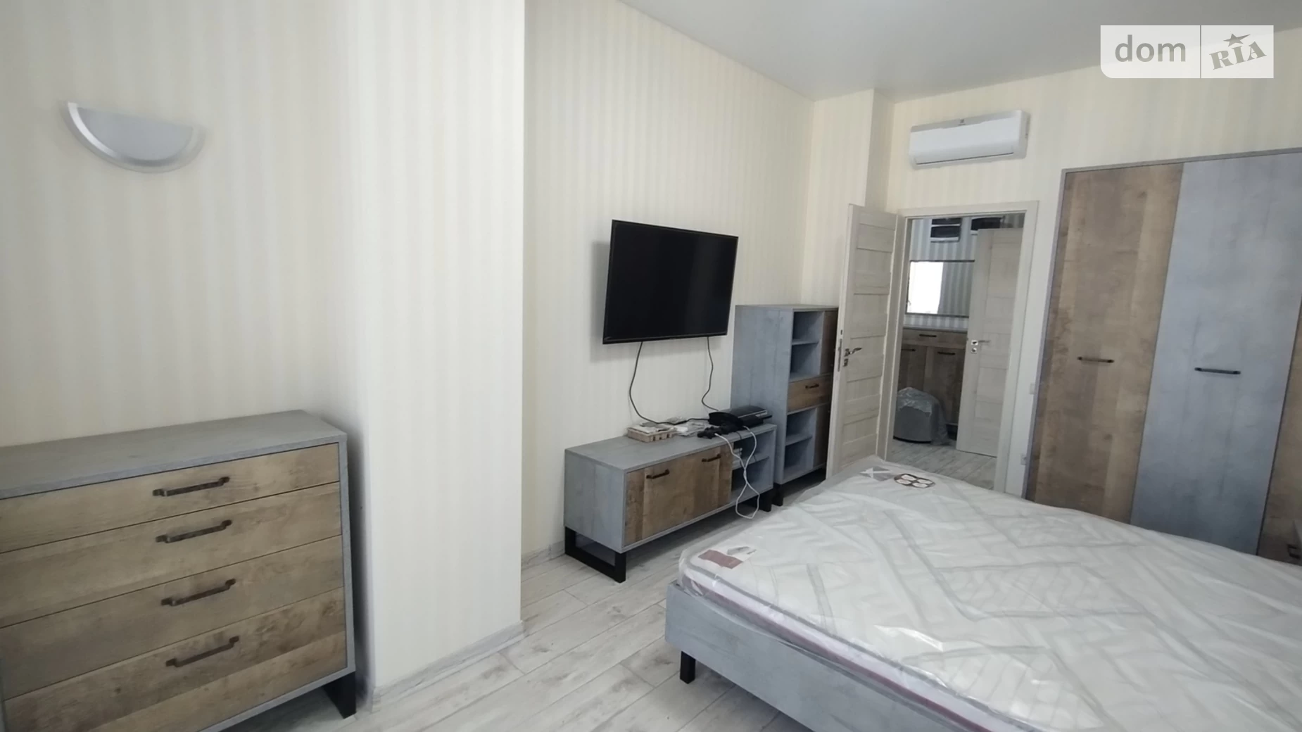 Продается 1-комнатная квартира 50 кв. м в Одессе, ул. Дача Ковалевского, 121/2 - фото 4