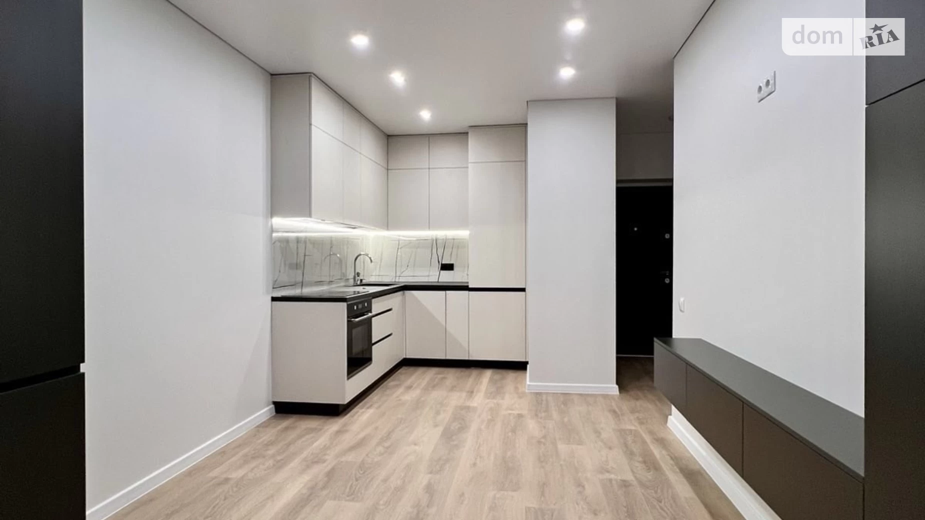 Продается 1-комнатная квартира 41 кв. м в Ровно, ул. Студенческая, 24А - фото 5