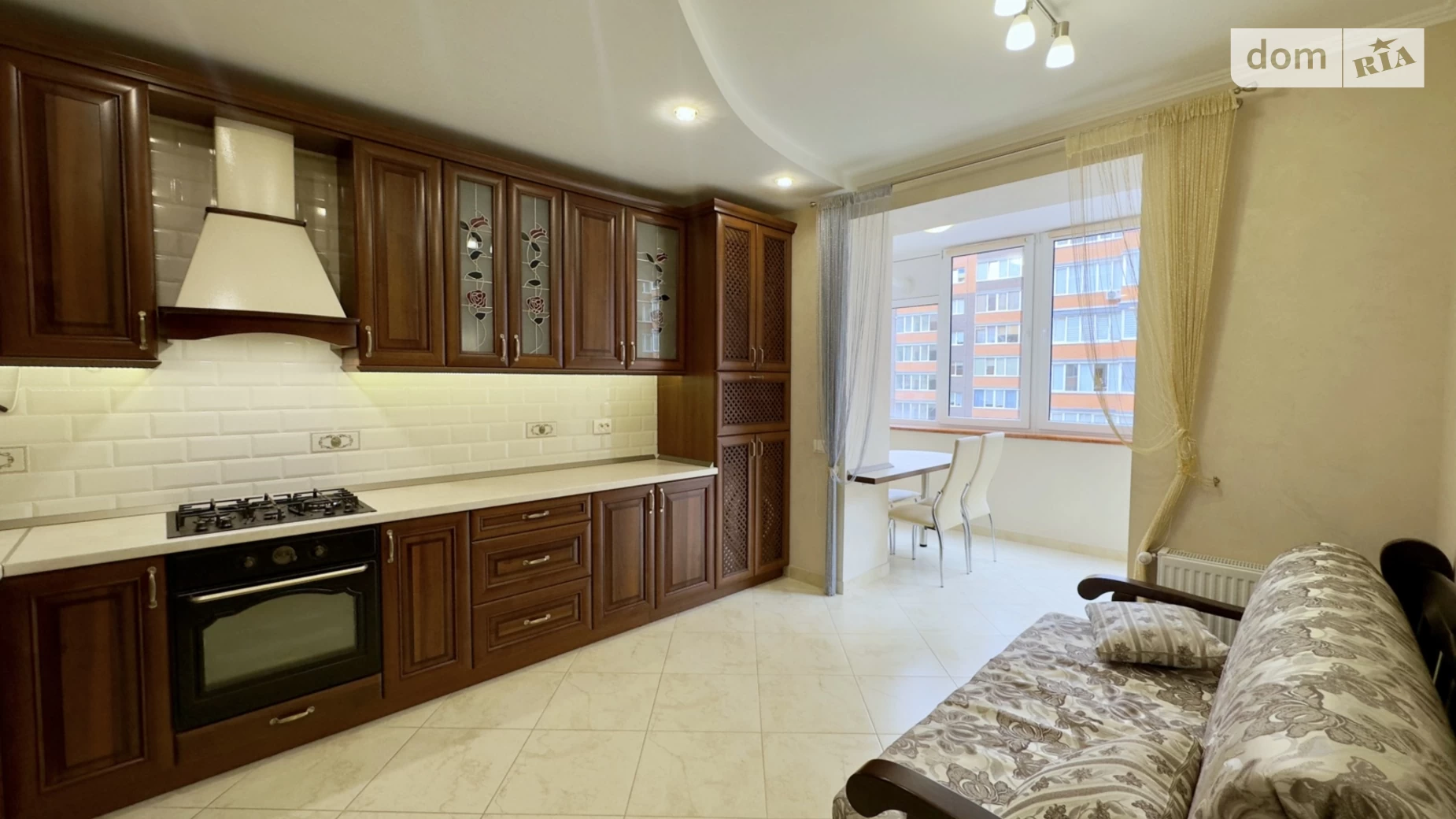 Продается 2-комнатная квартира 77.5 кв. м в Львове, ул. Пулюя Ивана, 40 - фото 2