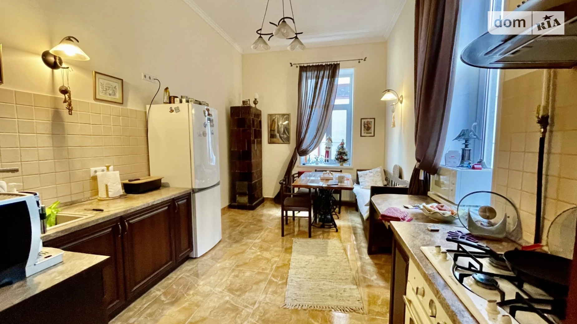 Продается 5-комнатная квартира 171 кв. м в Ужгороде, ул. Фединца, 35 - фото 2