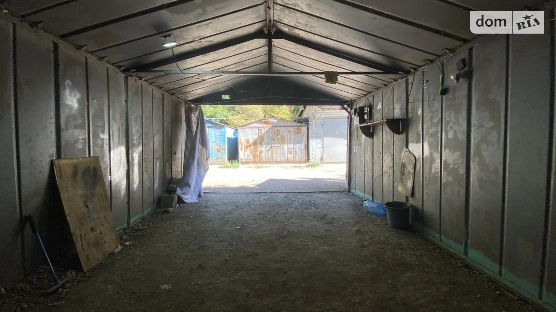 Сдается в аренду отдельно стоящий гараж под легковое авто на 21 кв. м, цена: 2500 грн - фото 3