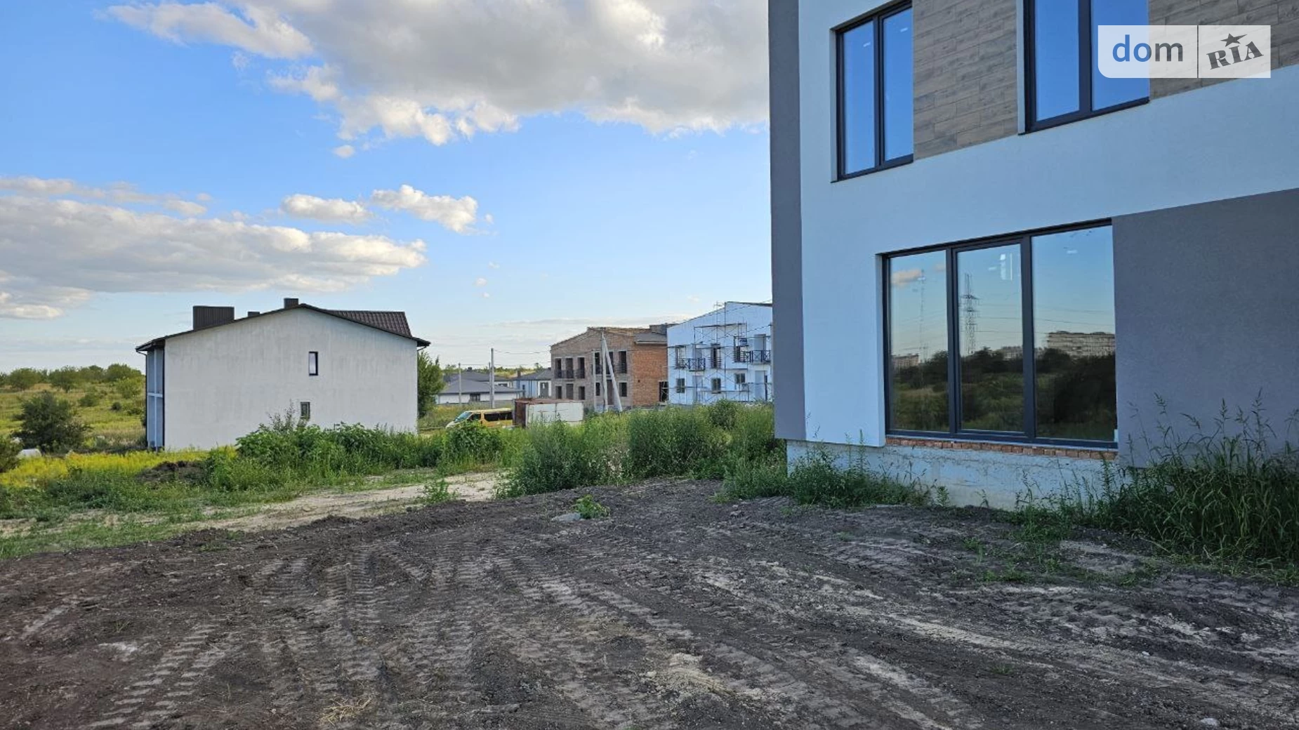 ул. Кулика и Гудачека(Макарова) Ювилейный Ровно, цена: 68000 $ - фото 5