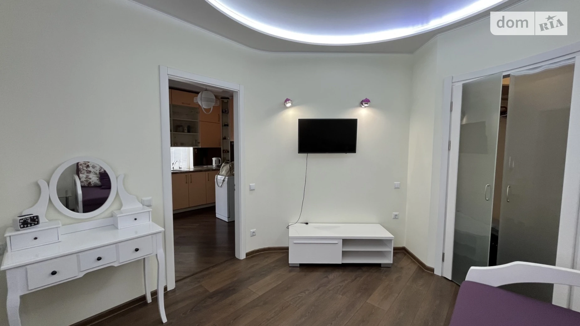 Продається 1-кімнатна квартира 40 кв. м у Лиманці, мас. Радужний - фото 4