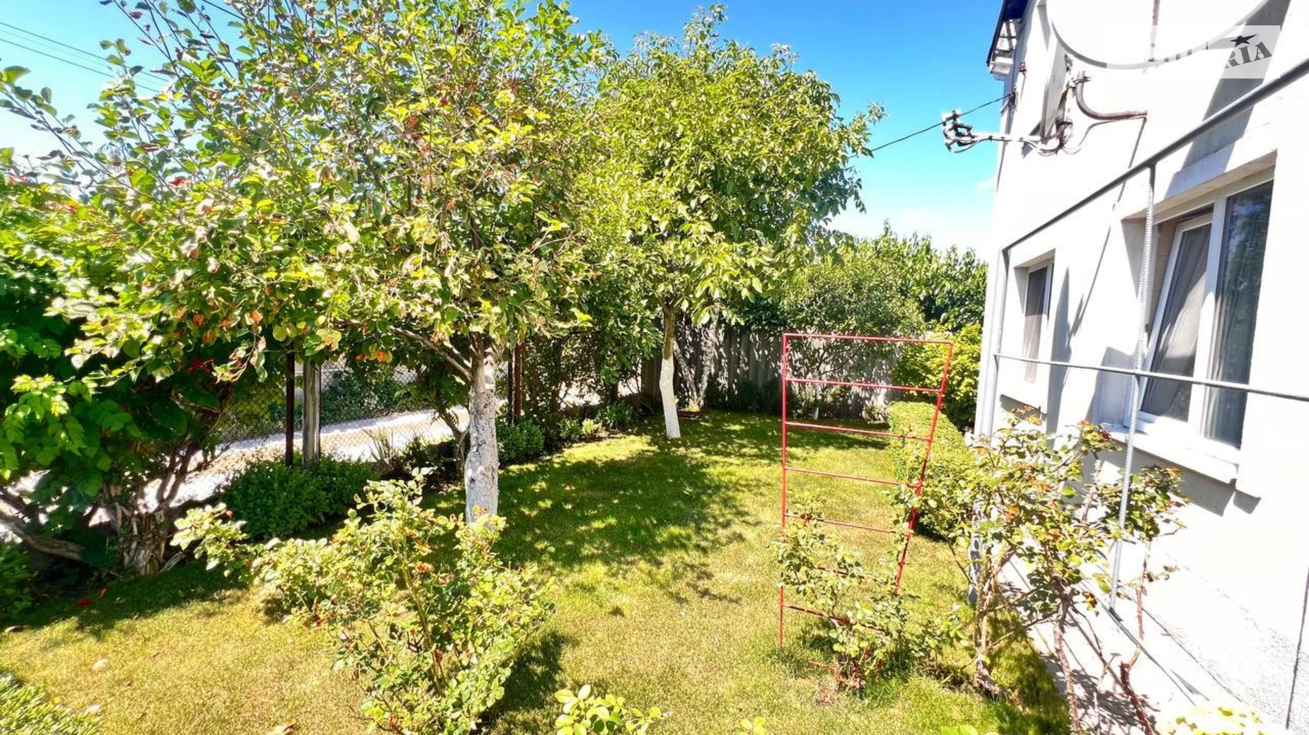 Продается дом на 2 этажа 140 кв. м с балконом, цена: 27000 $ - фото 4