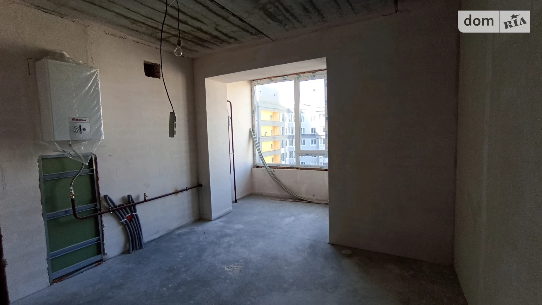 Продается 1-комнатная квартира 46 кв. м в Буче, ул. Ивана Кожедуба, 4А - фото 3