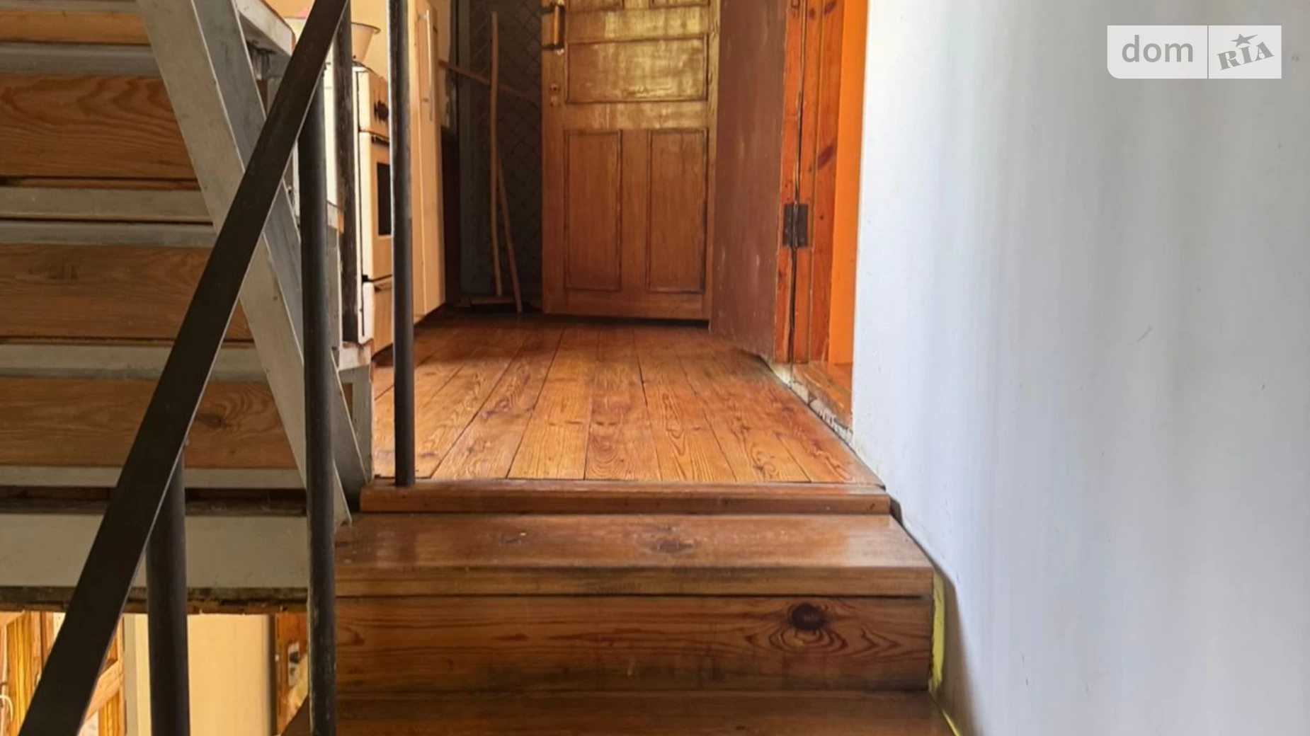 Продается дом на 3 этажа 95 кв. м с бассейном, цена: 56000 $ - фото 4