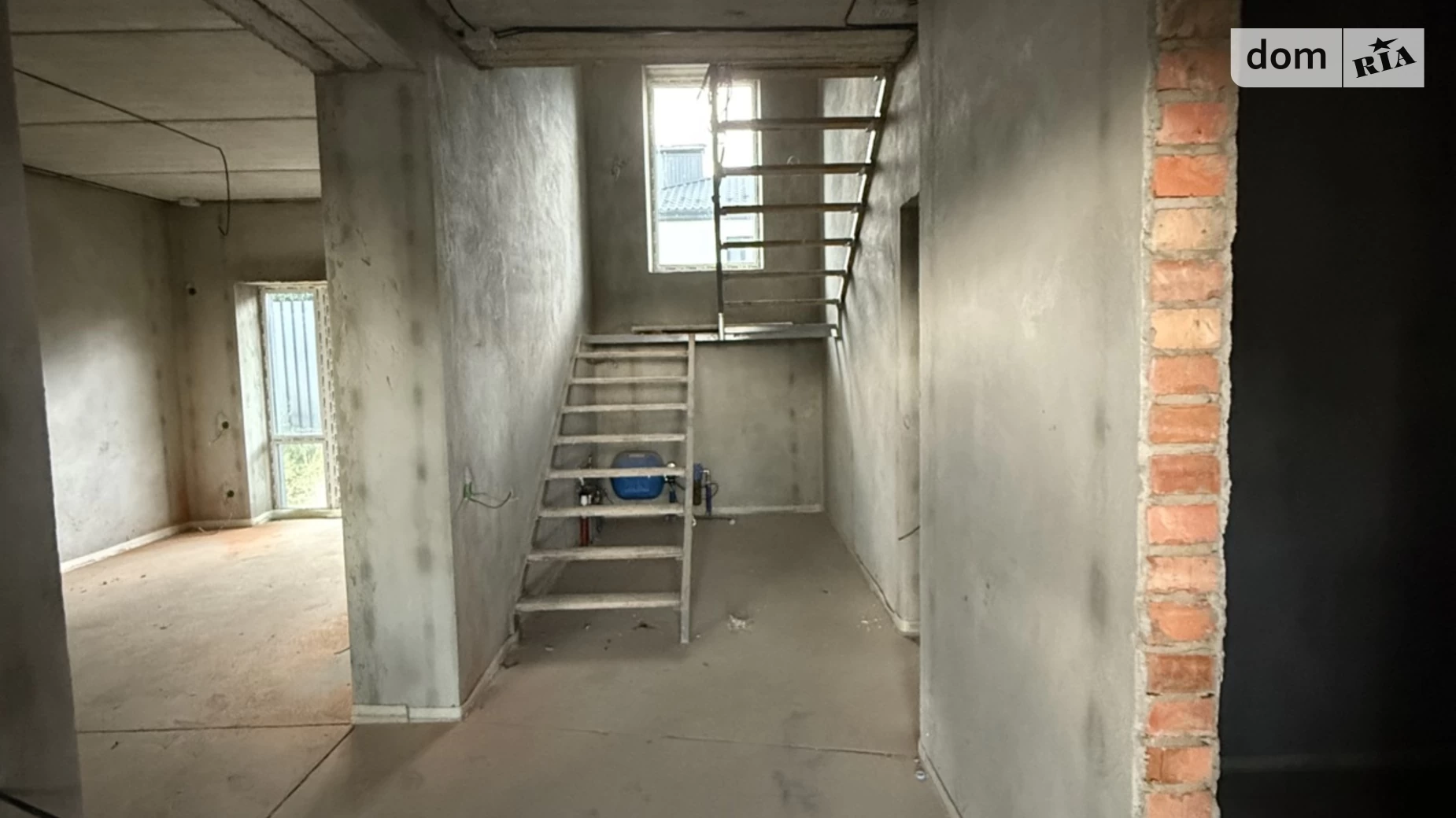 Продается дом на 2 этажа 107 кв. м с мансардой, цена: 85000 $ - фото 3