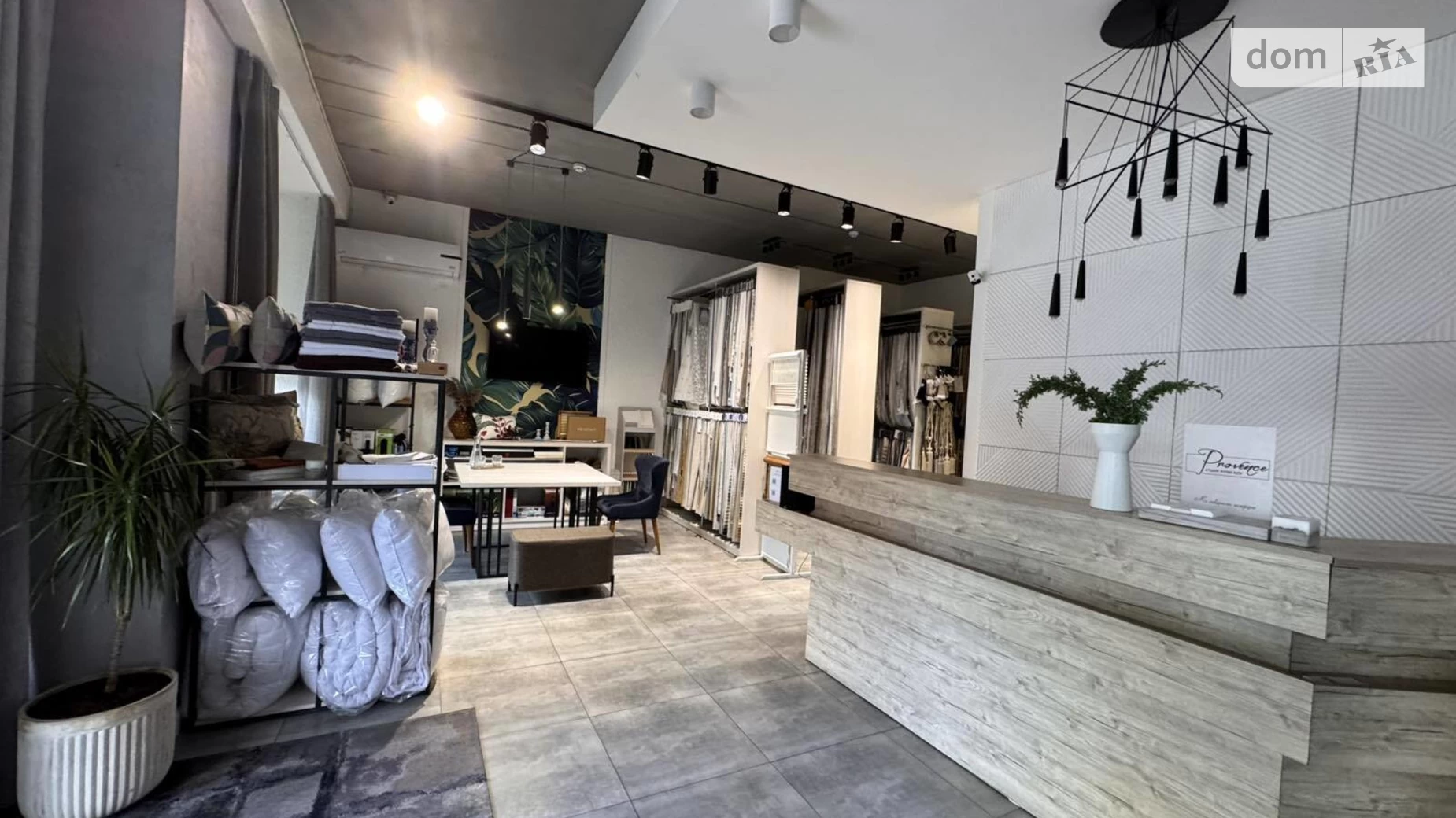Продается офис 218 кв. м в бизнес-центре, цена: 511400 $ - фото 2