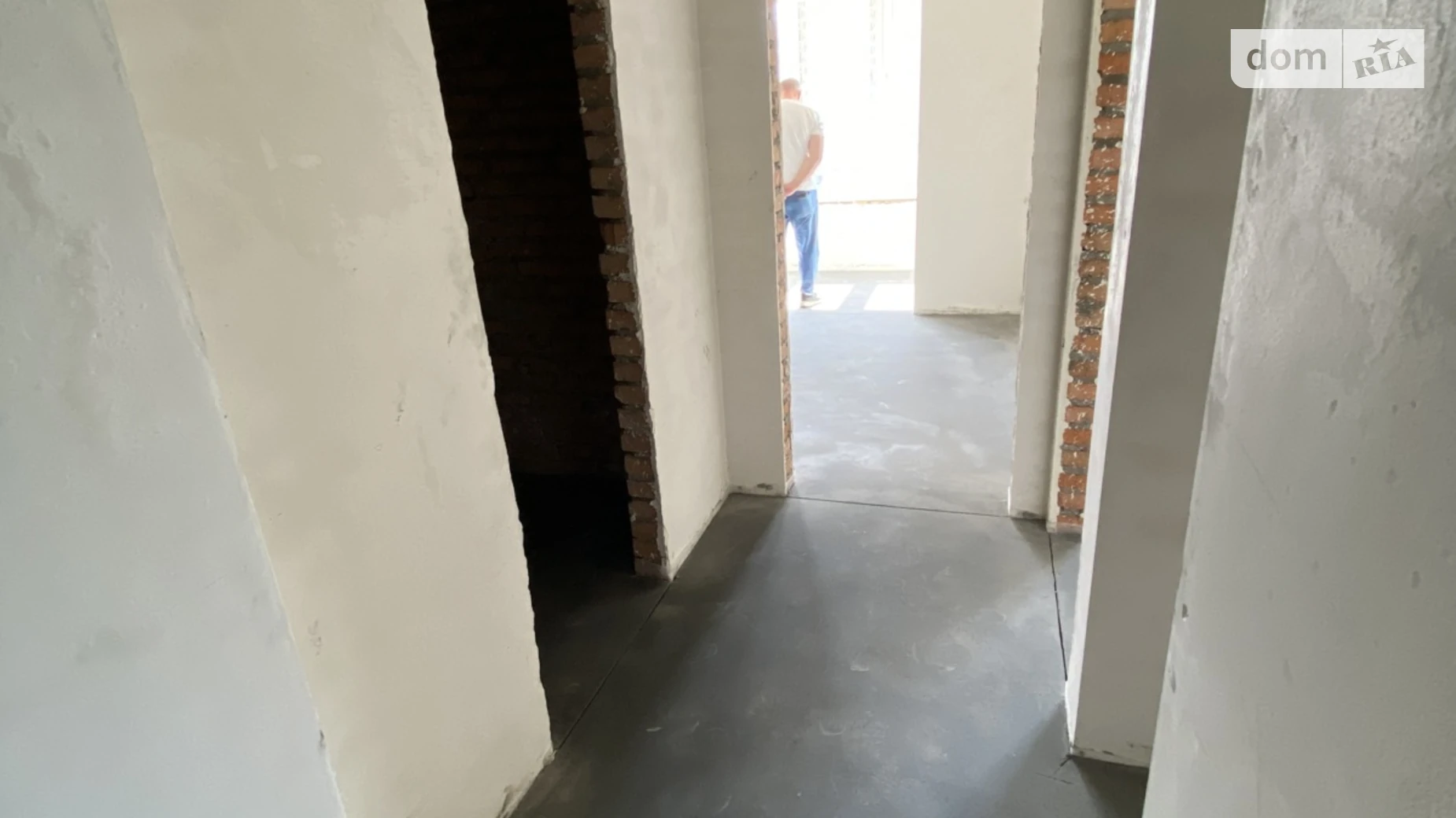 Продается 1-комнатная квартира 32 кв. м в Буче, ул. Ивана Кожедуба, 4Б - фото 2