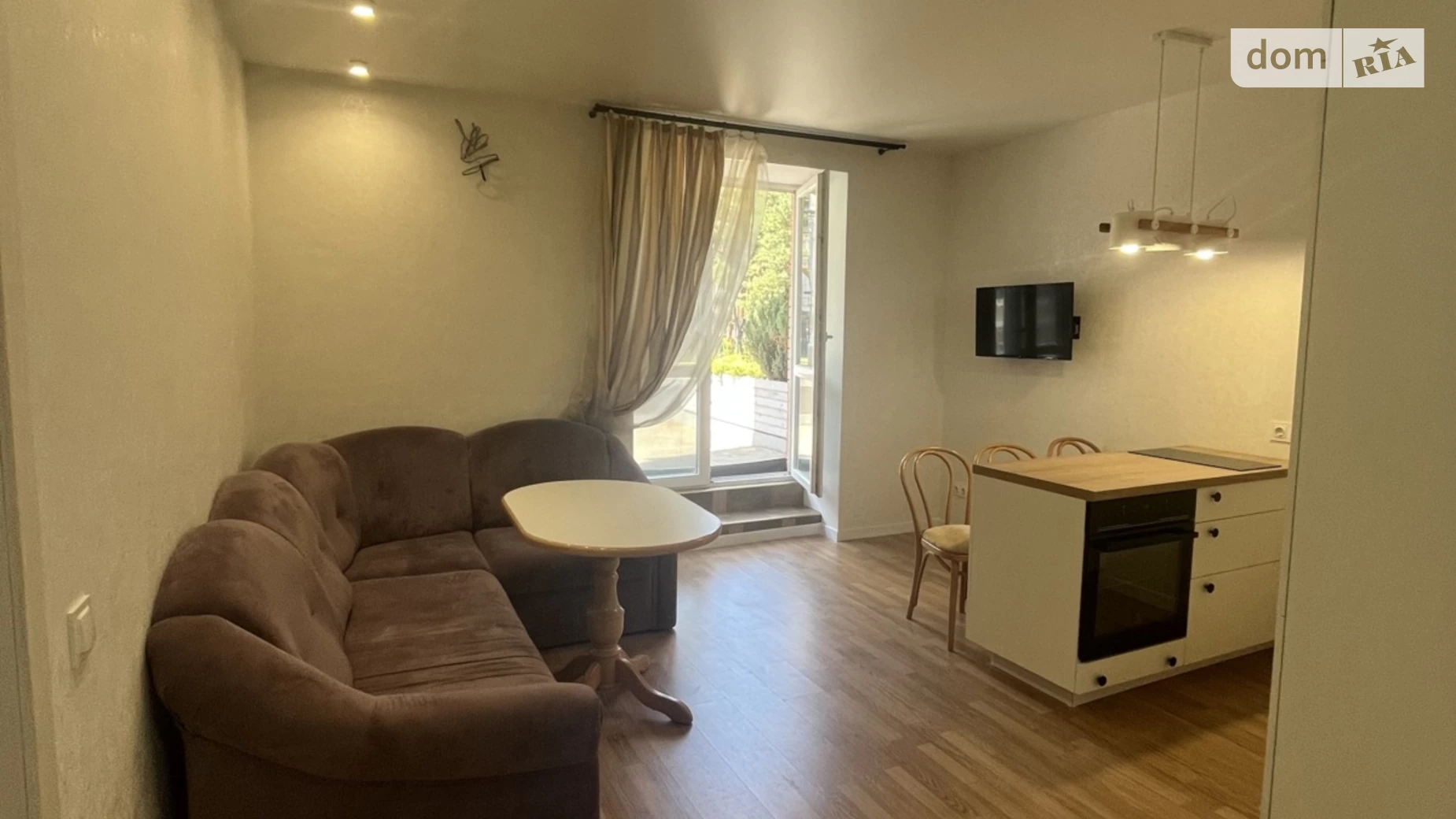 Продается 2-комнатная квартира 41 кв. м в Ирпене, ул. Университетская(Карла Маркса), 2/1 корпус 3 - фото 2