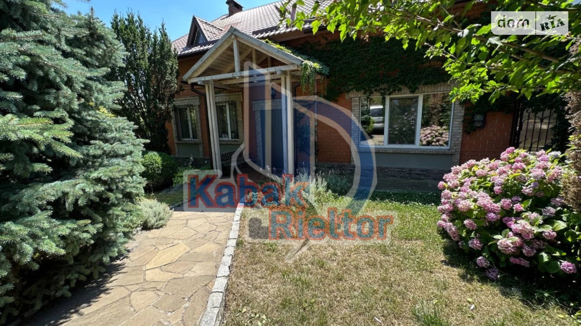 Продается дом на 2 этажа 226.1 кв. м с мебелью, цена: 185000 $ - фото 2