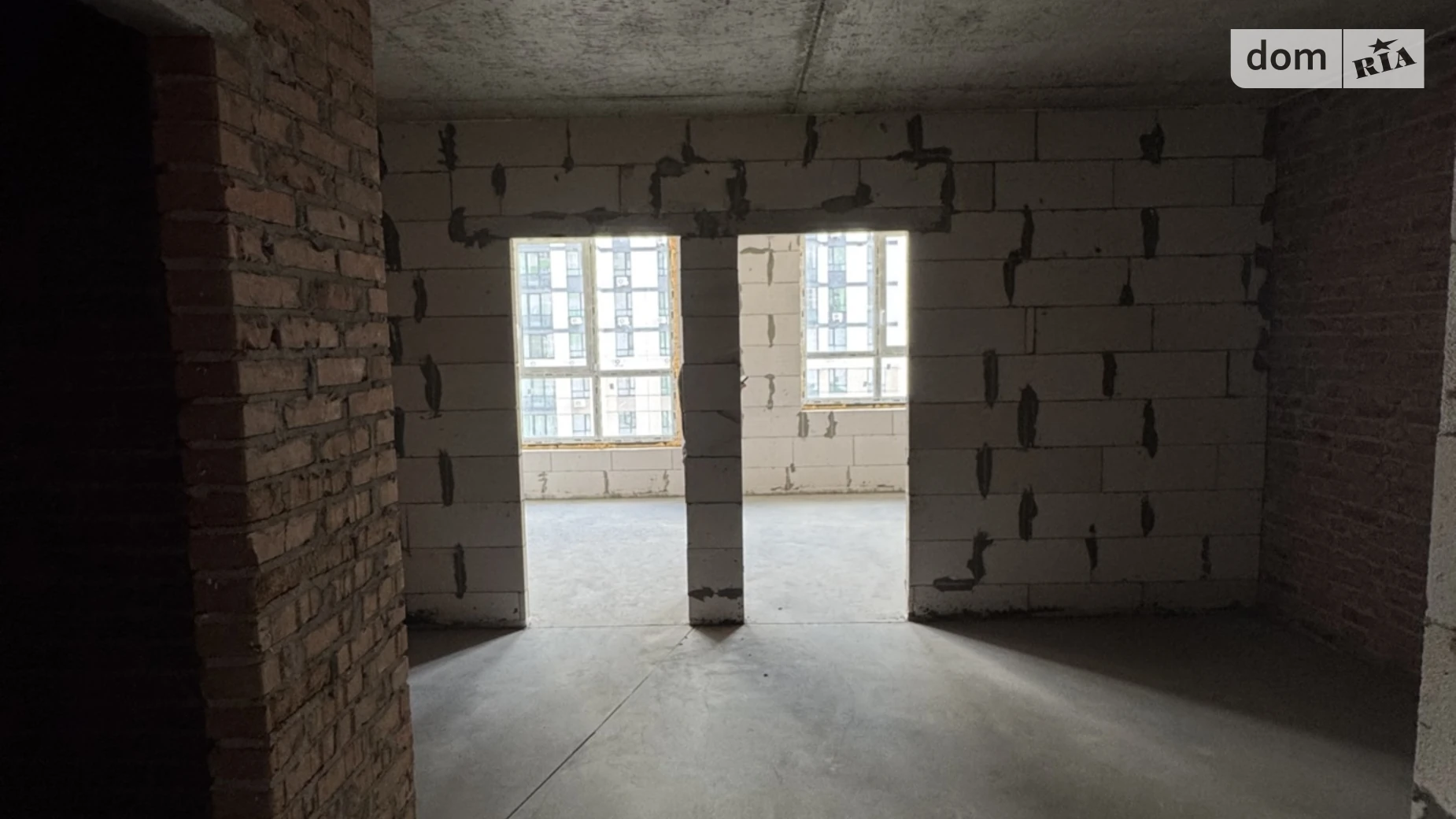 Продается 1-комнатная квартира 46 кв. м в Ирпене, ул. Университетская(Карла Маркса), 3/15 - фото 2