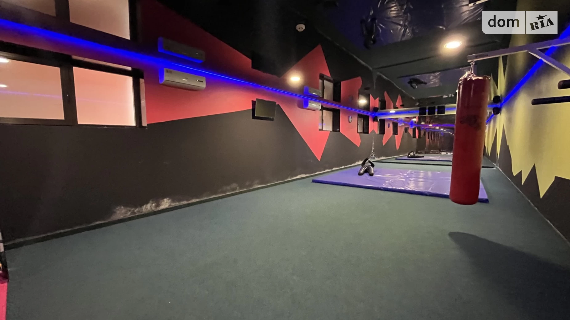 Здається в оренду приміщення вільного призначення 200 кв. м в 9-поверховій будівлі, цена: 800 $ - фото 4