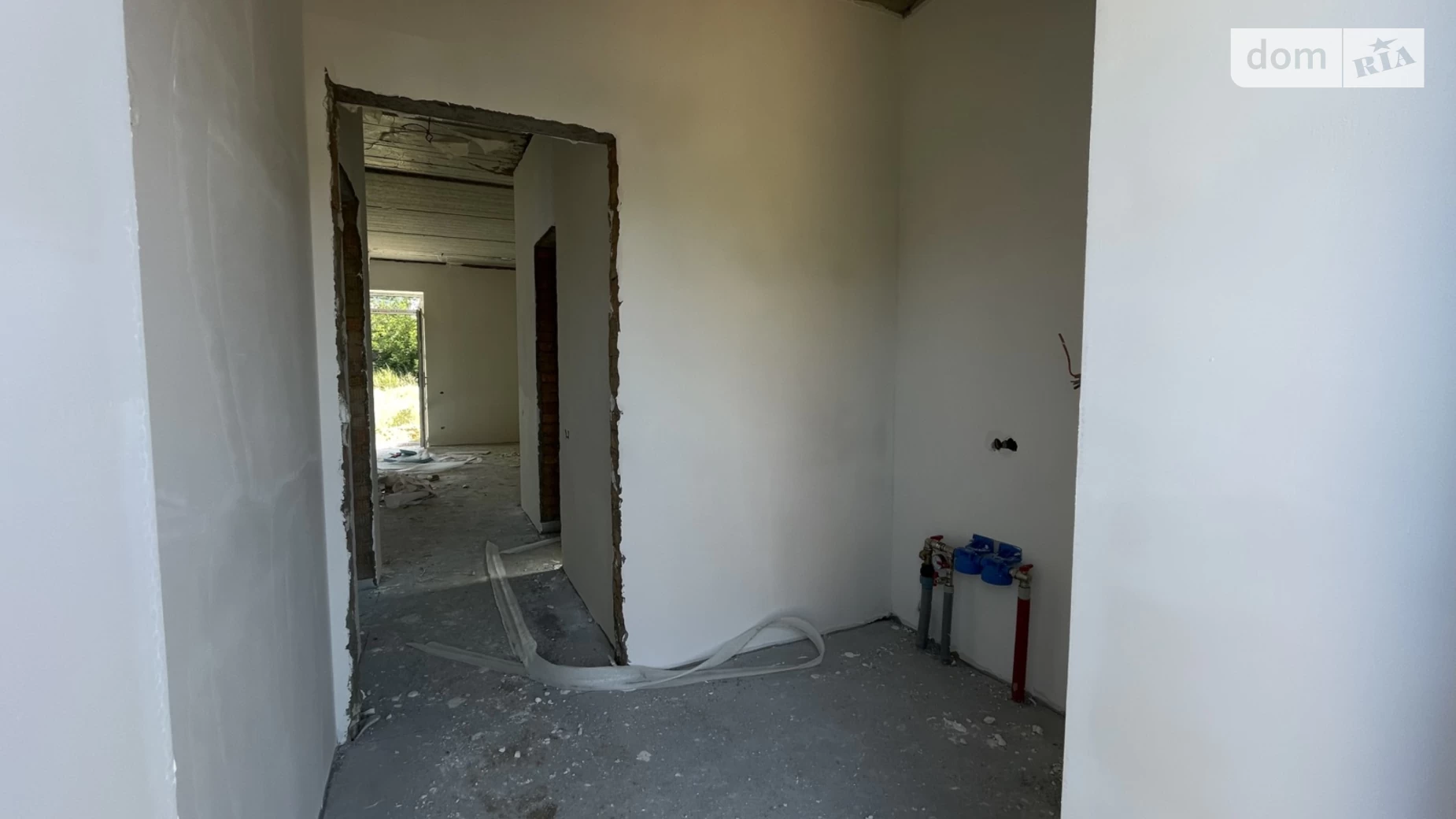 Продается дом на 2 этажа 105 кв. м с террасой, цена: 88000 $ - фото 2