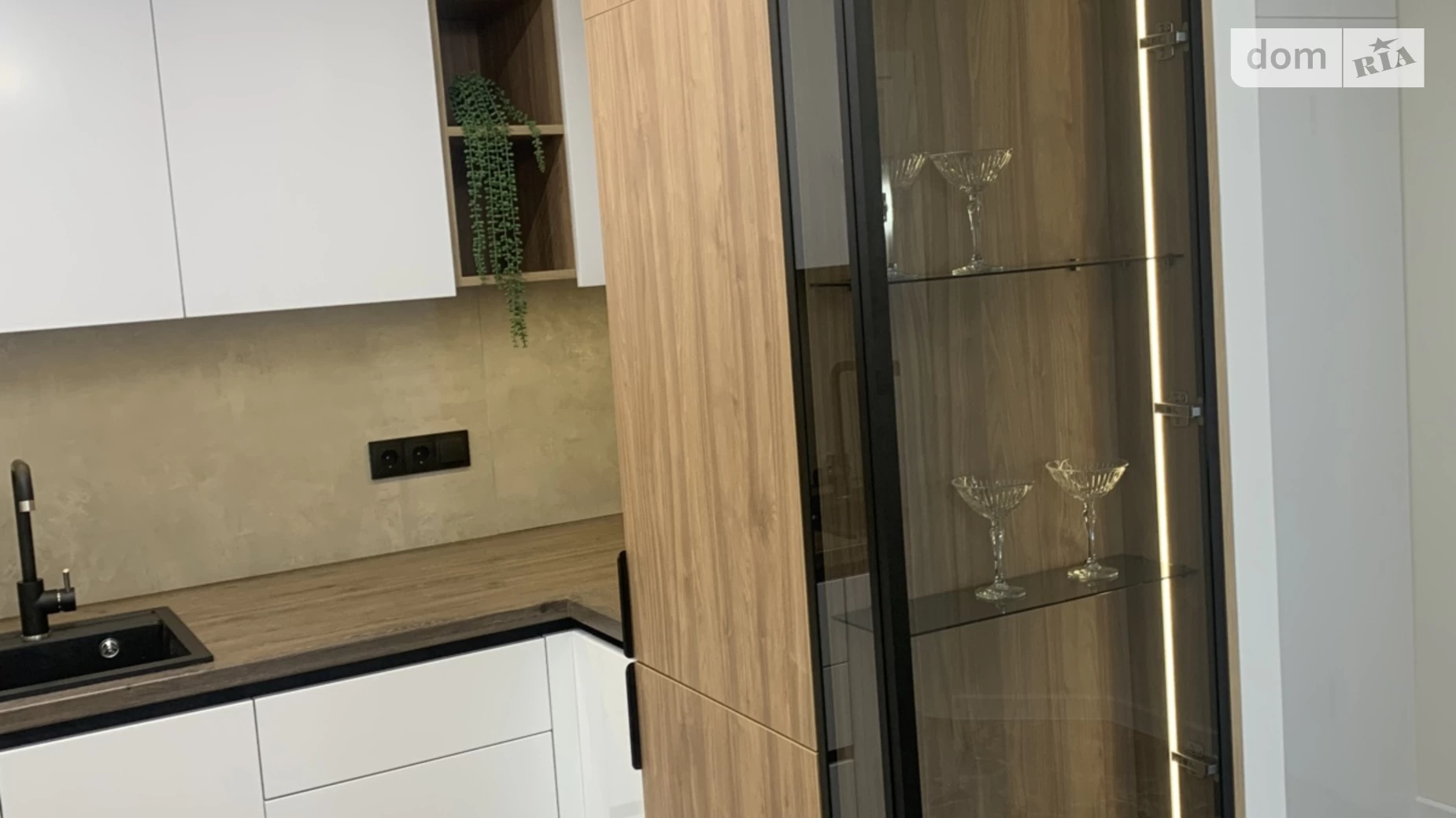 2-комнатная квартира 52 кв. м в Тернополе, ул. Смакулы - фото 5