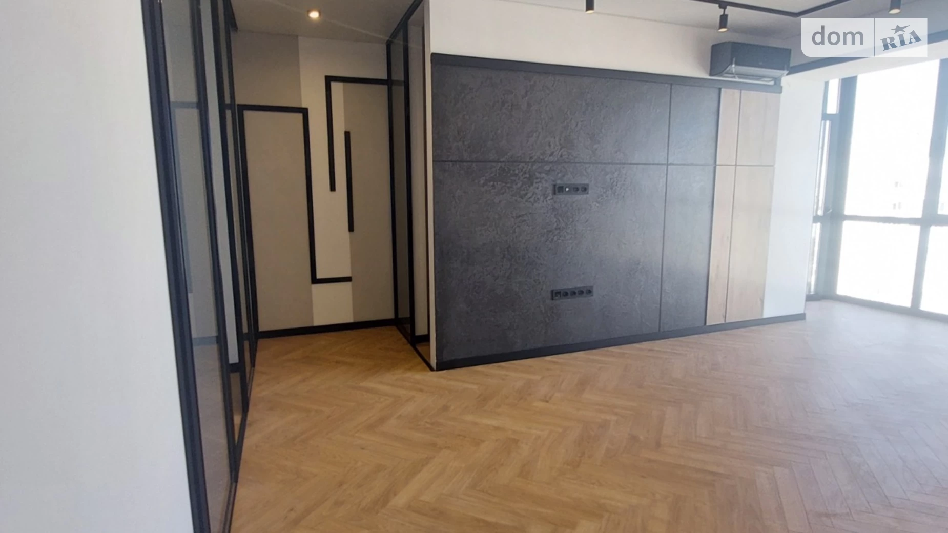 Продается 2-комнатная квартира 87.3 кв. м в Николаеве, ул. Лазурная, 9 корпус 21 - фото 3