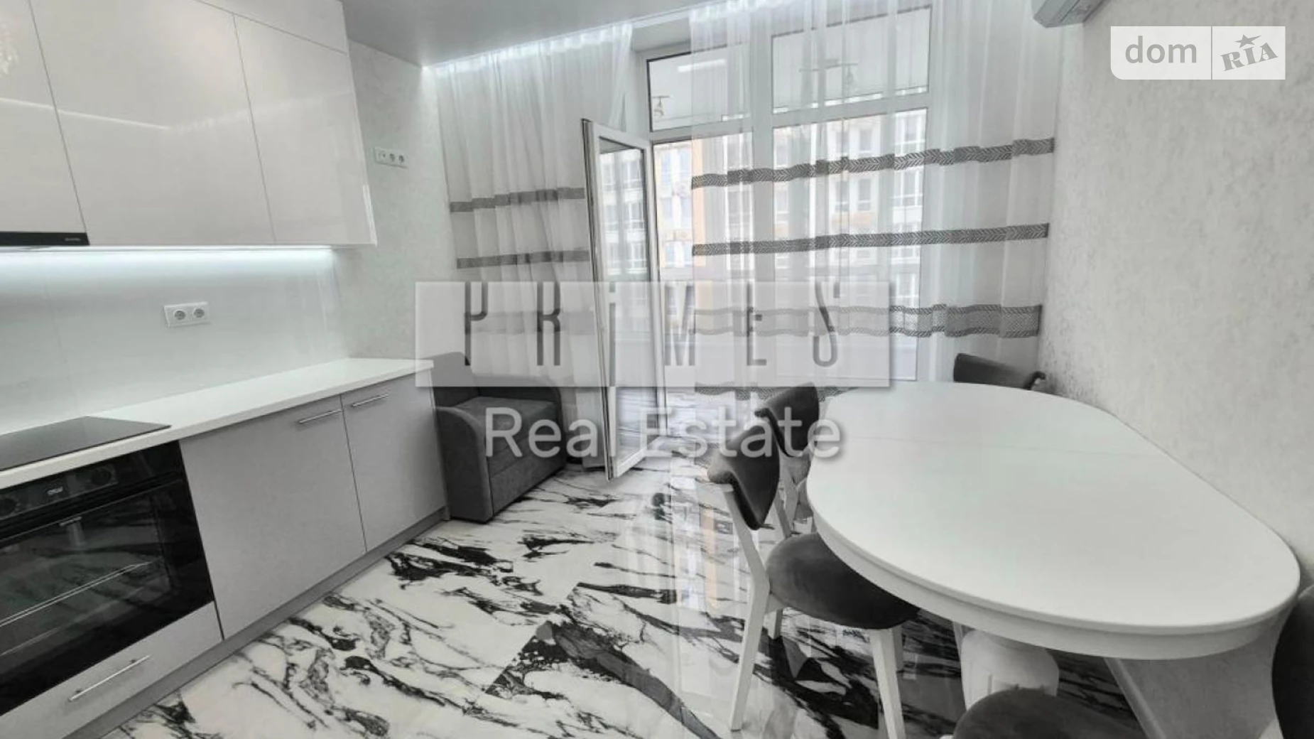 Продається 3-кімнатна квартира 89 кв. м у Києві, вул. Бердника Олеся, 1В - фото 2