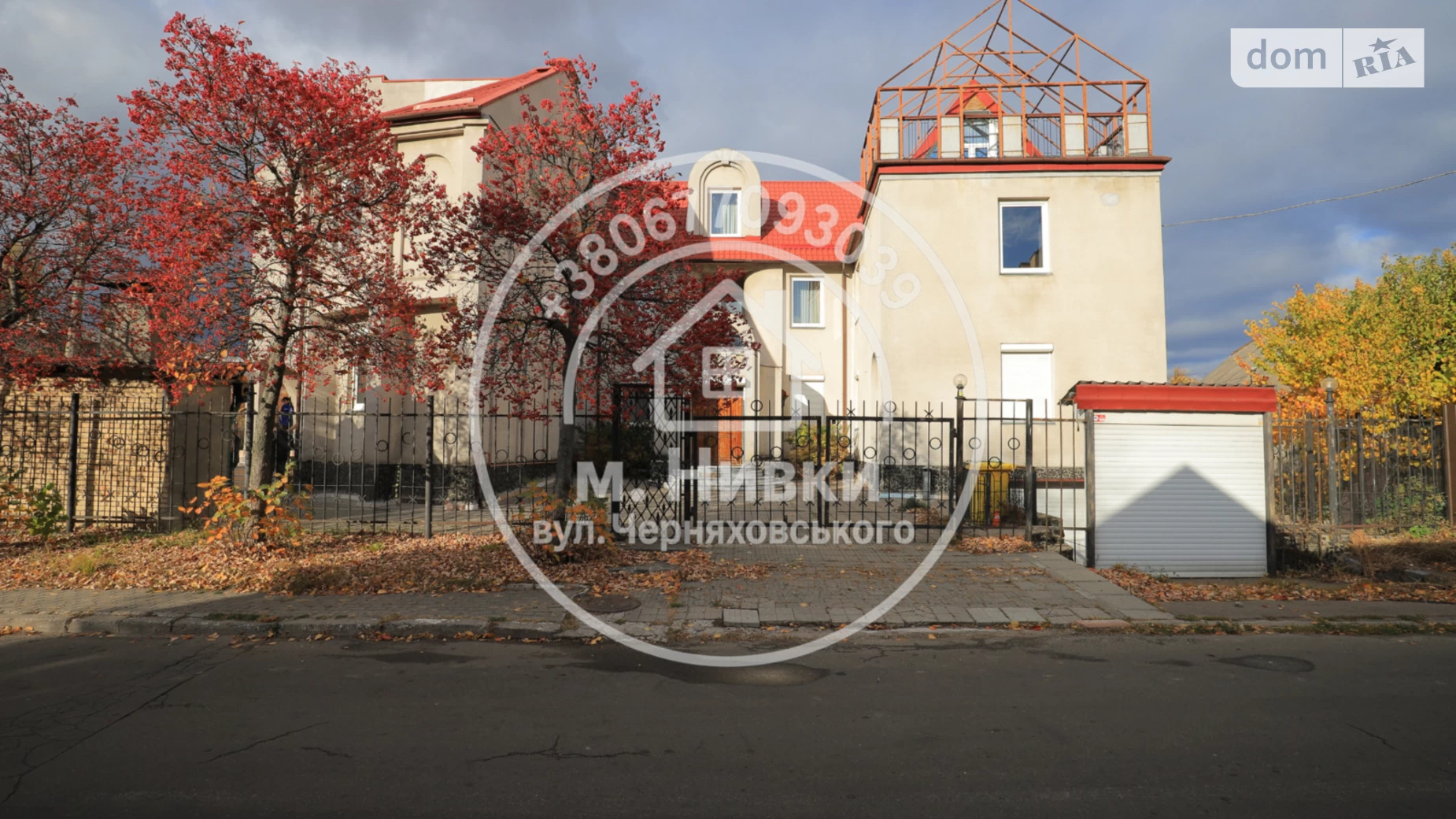 Продается дом на 2 этажа 955.1 кв. м с мансардой, цена: 800000 $ - фото 2