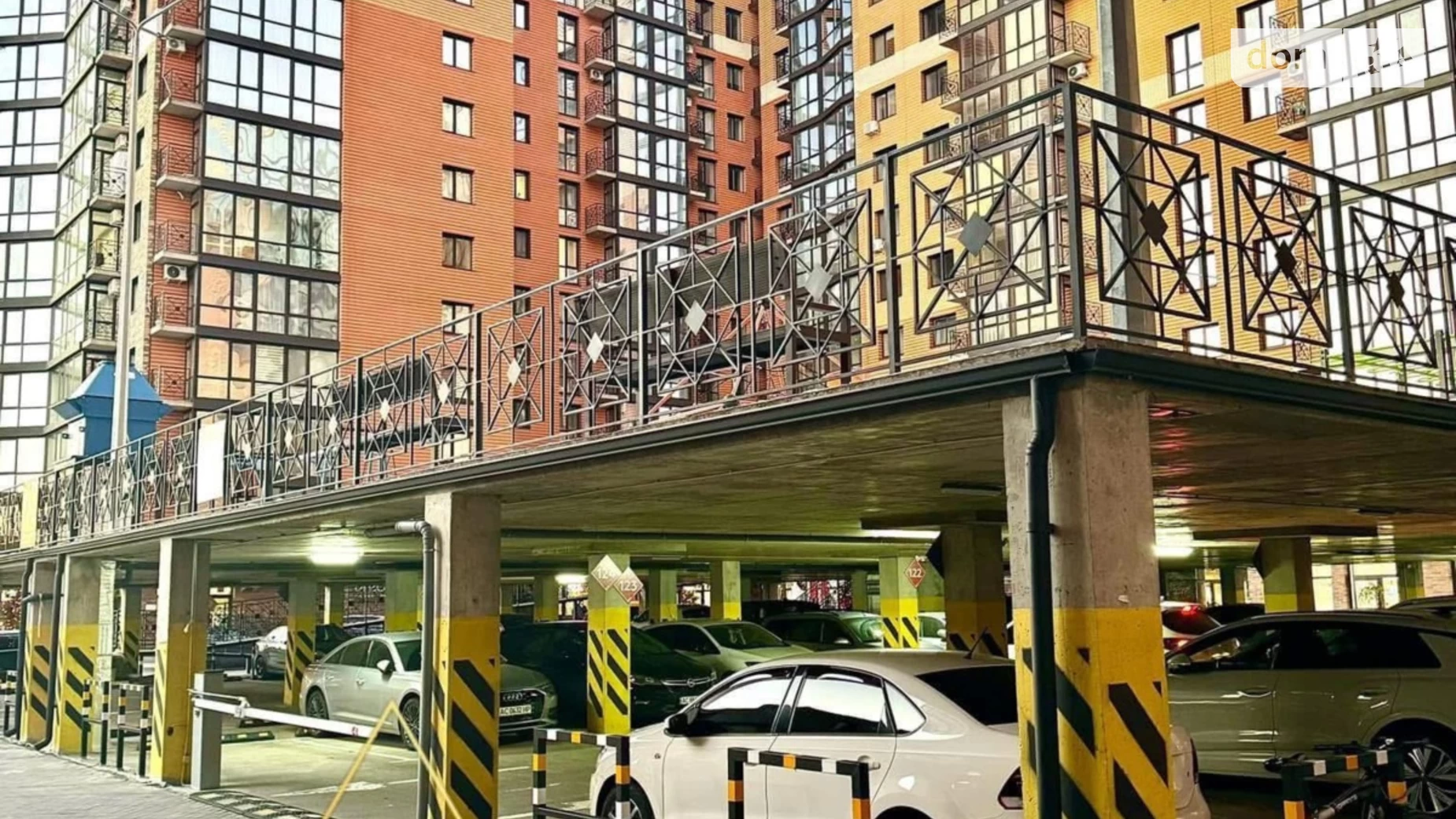 2-комнатная квартира 63 кв. м в Луцке, ул. Яровица, 11 - фото 2