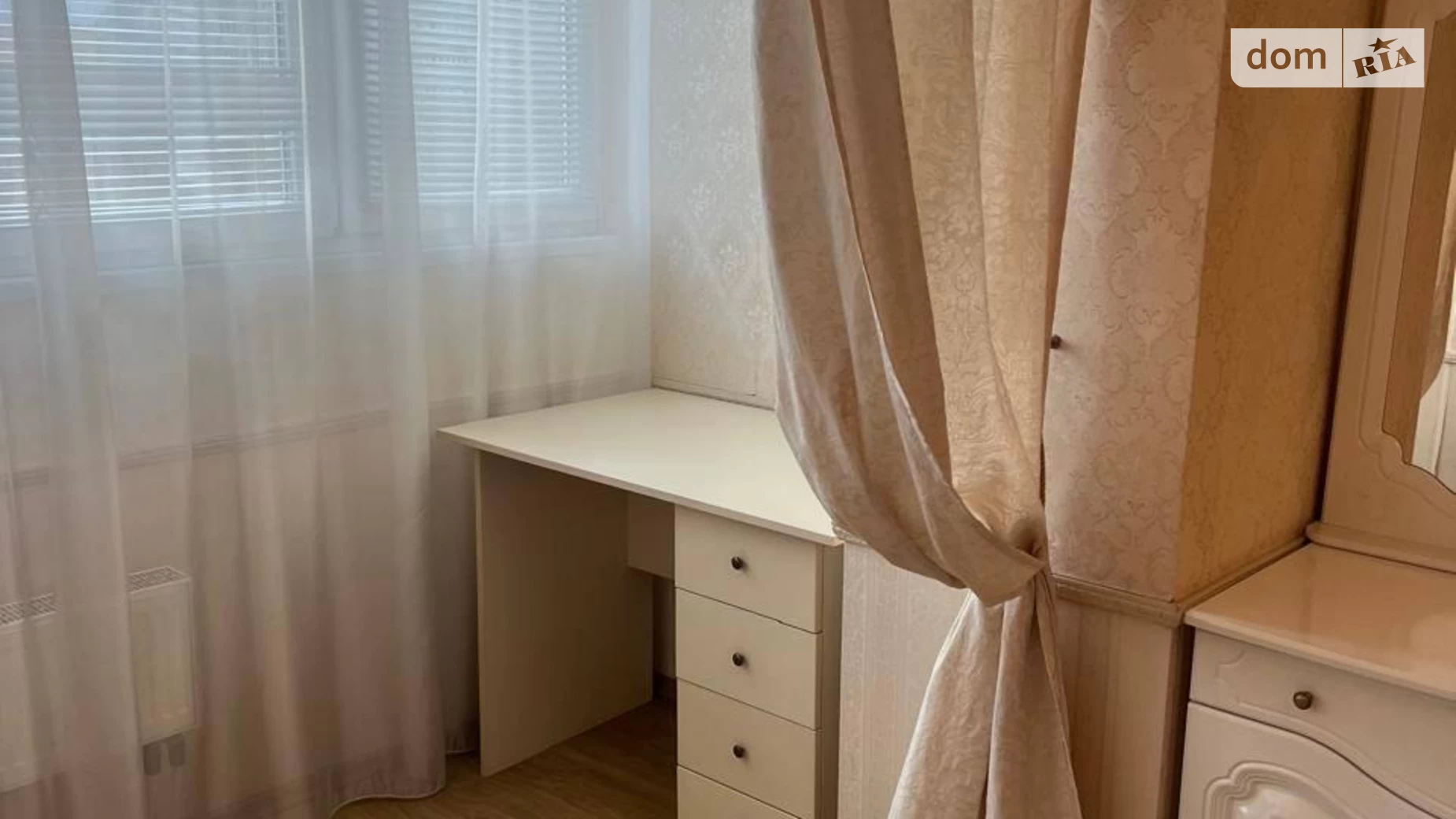 Продается 1-комнатная квартира 60 кв. м в Киеве, ул. Голосеевская, 13 - фото 5
