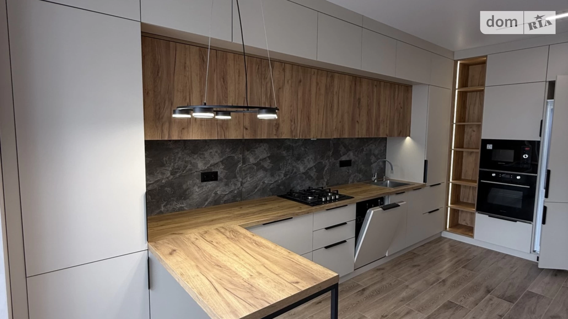 Продается 1-комнатная квартира 50.5 кв. м в Ровно, ул. Николая Боголюбова, 1 - фото 3