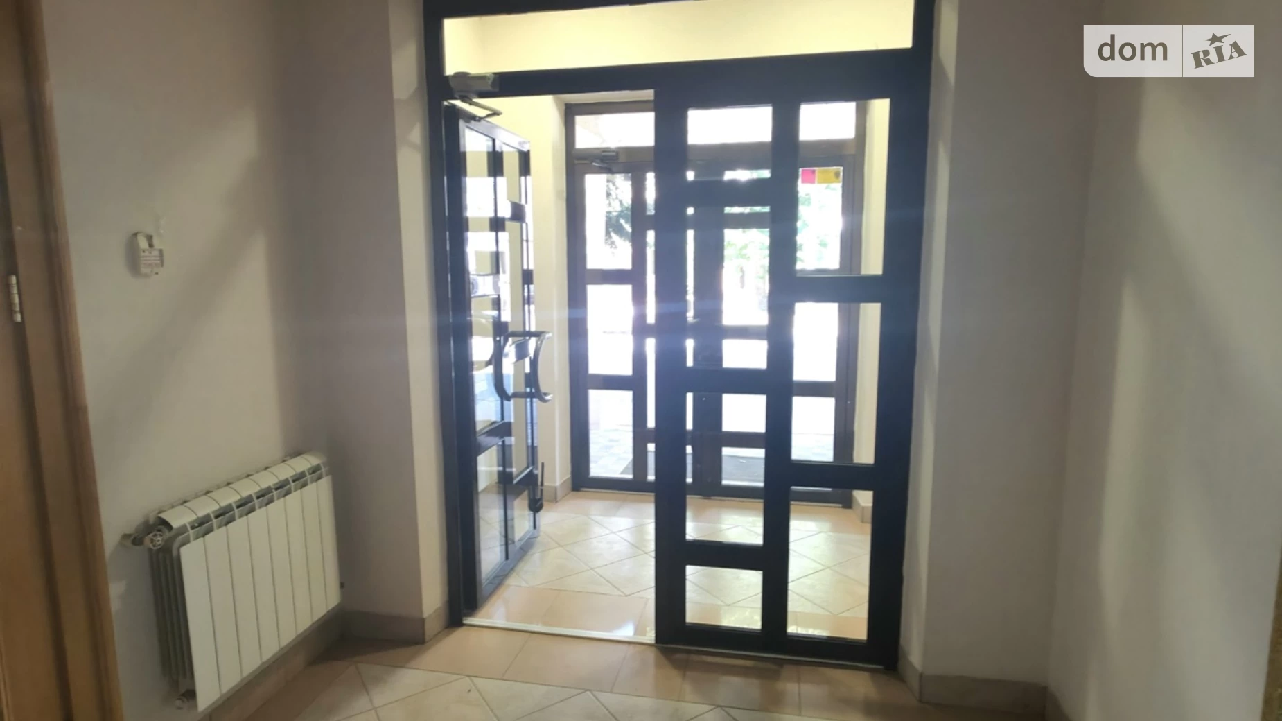 Сдается в аренду помещения свободного назначения 605.8 кв. м в 3-этажном здании, цена: 1600 $ - фото 3