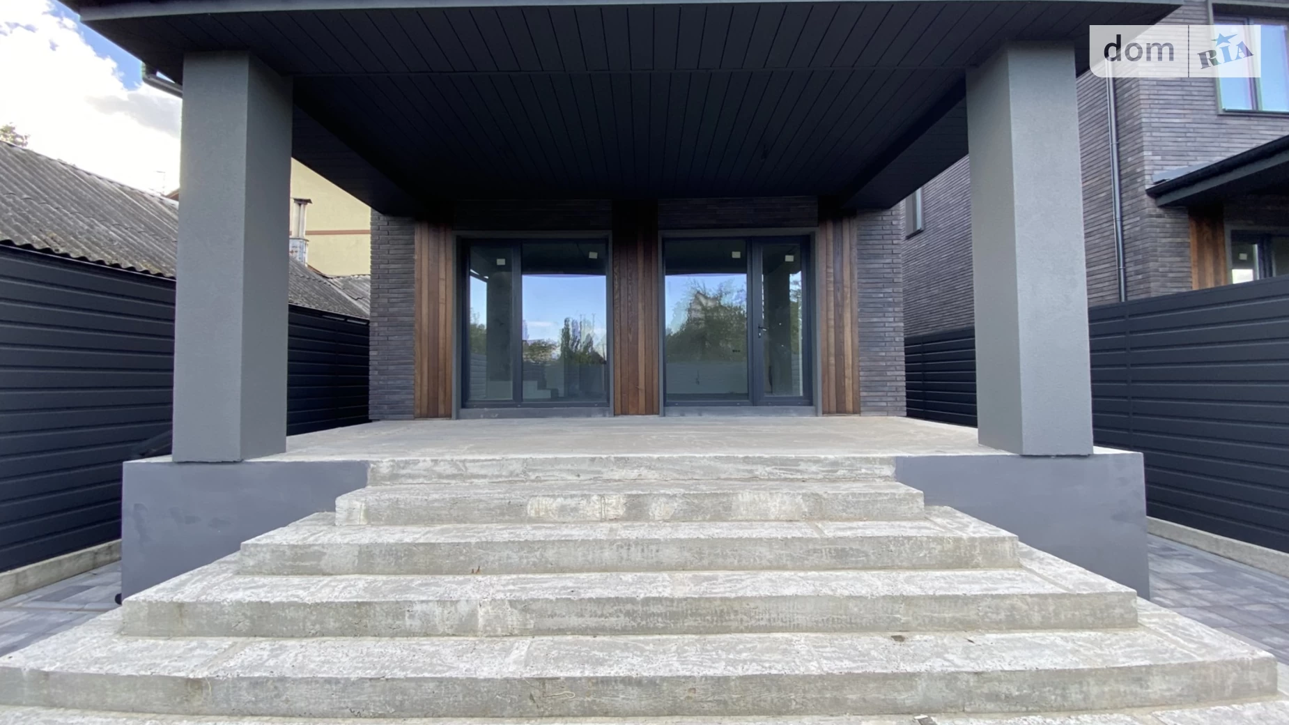 Продается дом на 2 этажа 210 кв. м с участком, цена: 285000 $ - фото 4