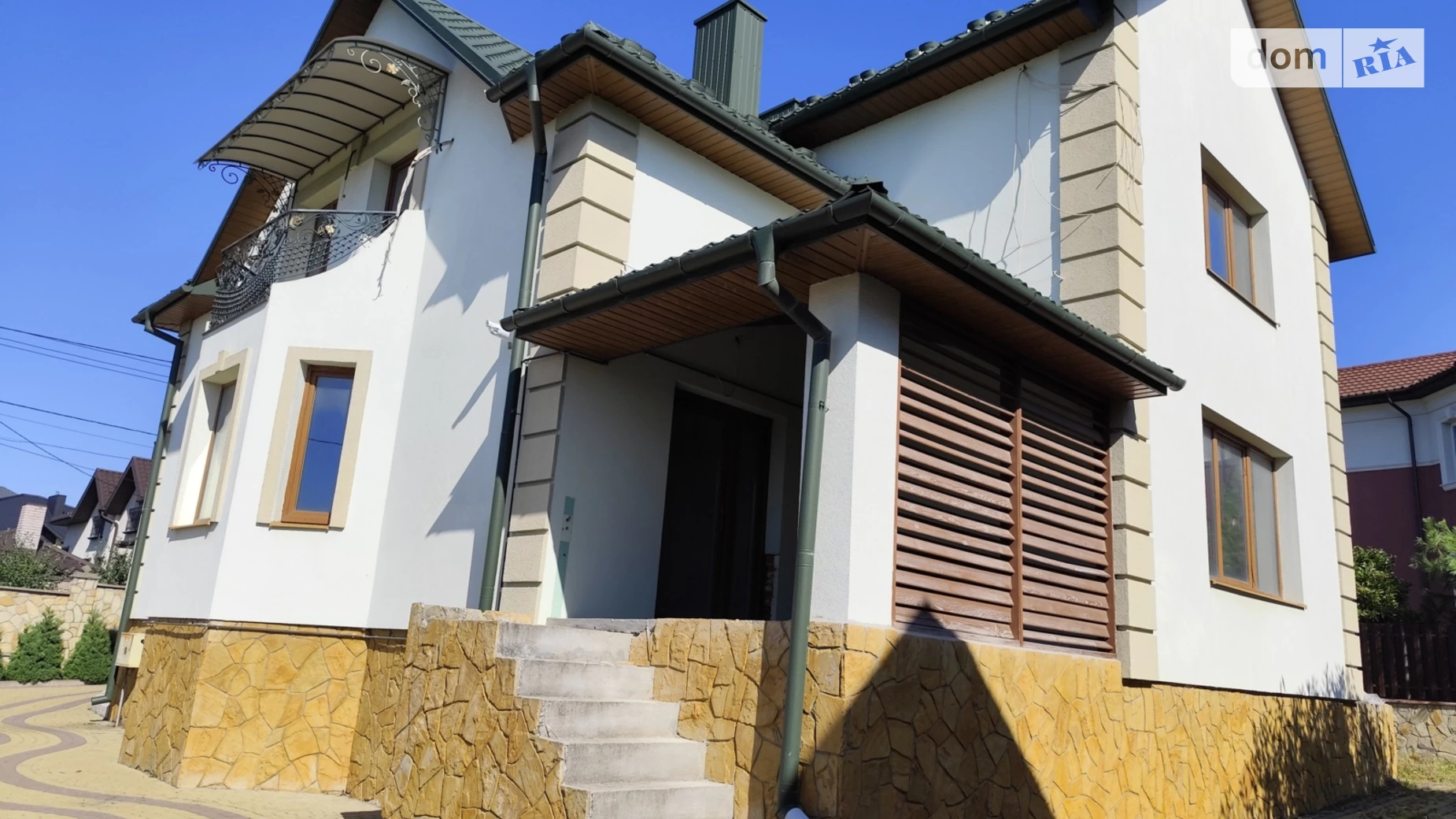 Продается дом на 2 этажа 230 кв. м с балконом, цена: 140000 $ - фото 2