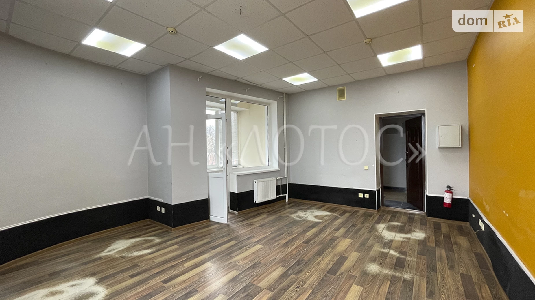 Сдается в аренду офис 24 кв. м в бизнес-центре, цена: 7700 грн - фото 3