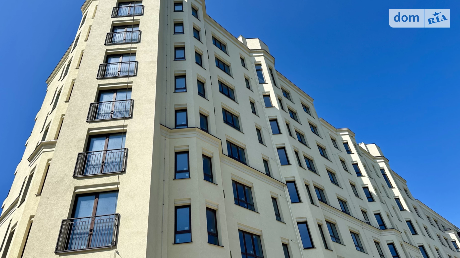 Продається 3-кімнатна квартира 93.7 кв. м у Чернівцях, пр. Віденський  - фото 2