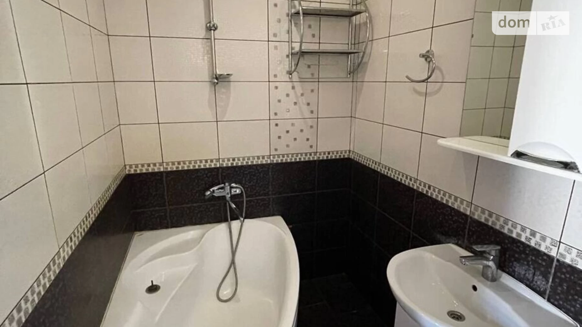 Продается дом на 2 этажа 172 кв. м с баней/сауной, цена: 155000 $ - фото 3